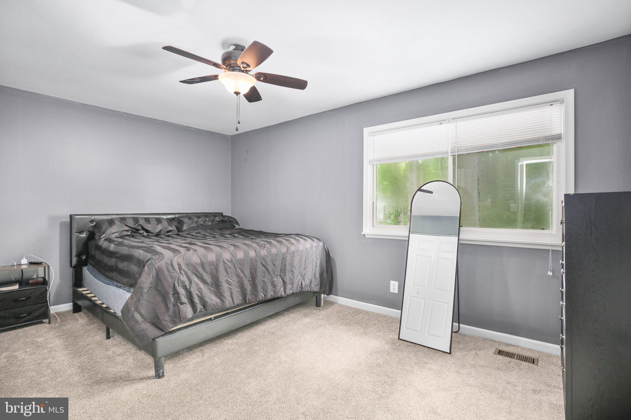 STONEYBROOKE - Residential