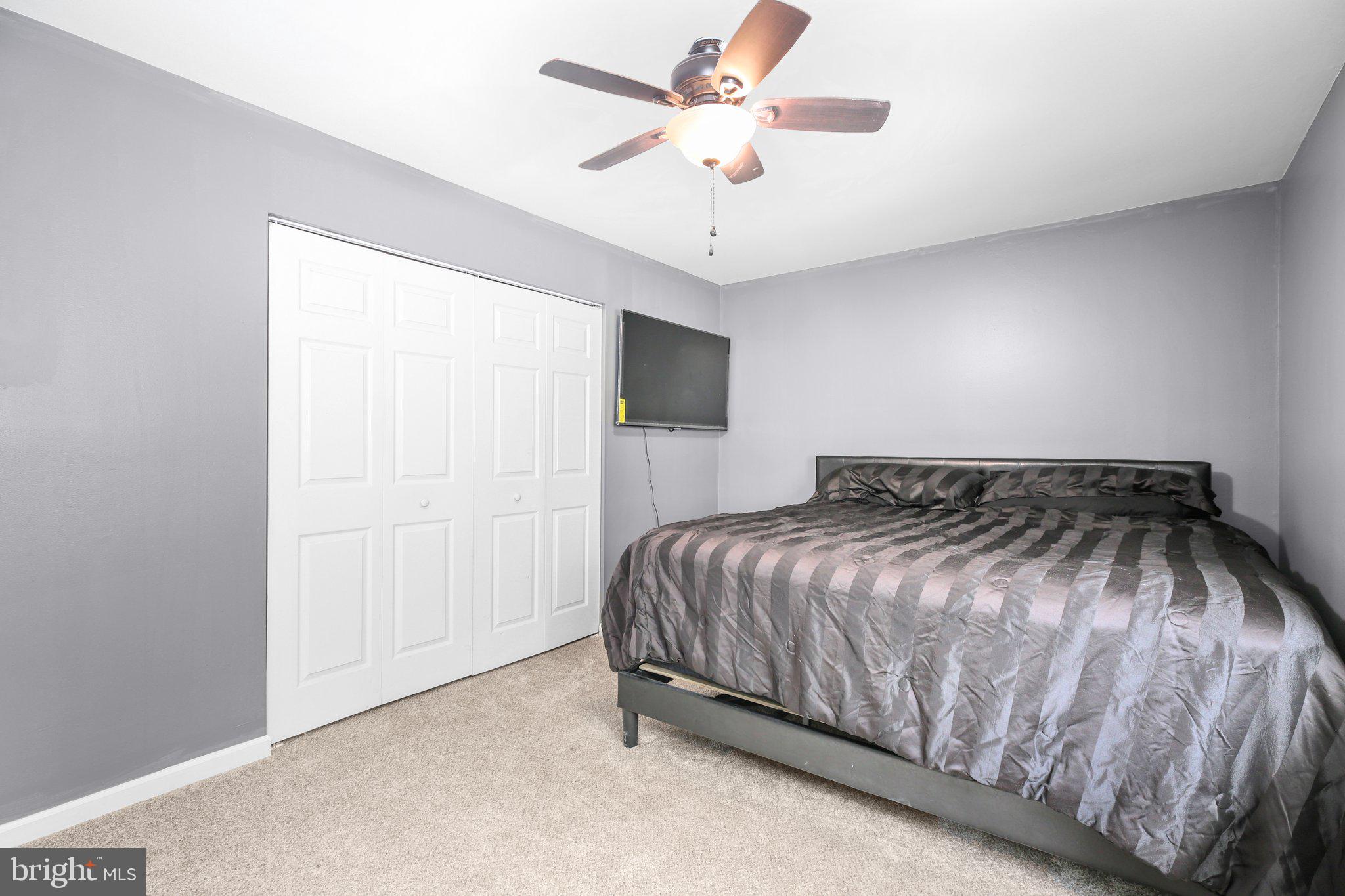 STONEYBROOKE - Residential