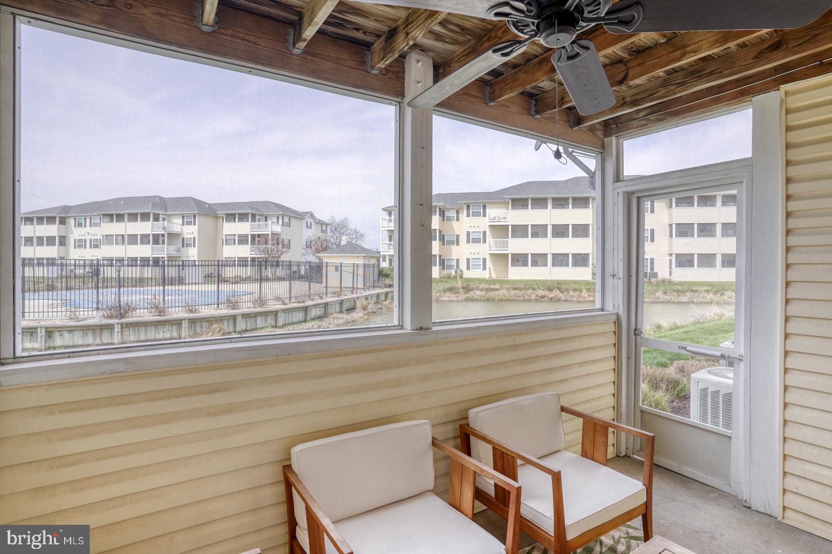 THE PALMS - Residential