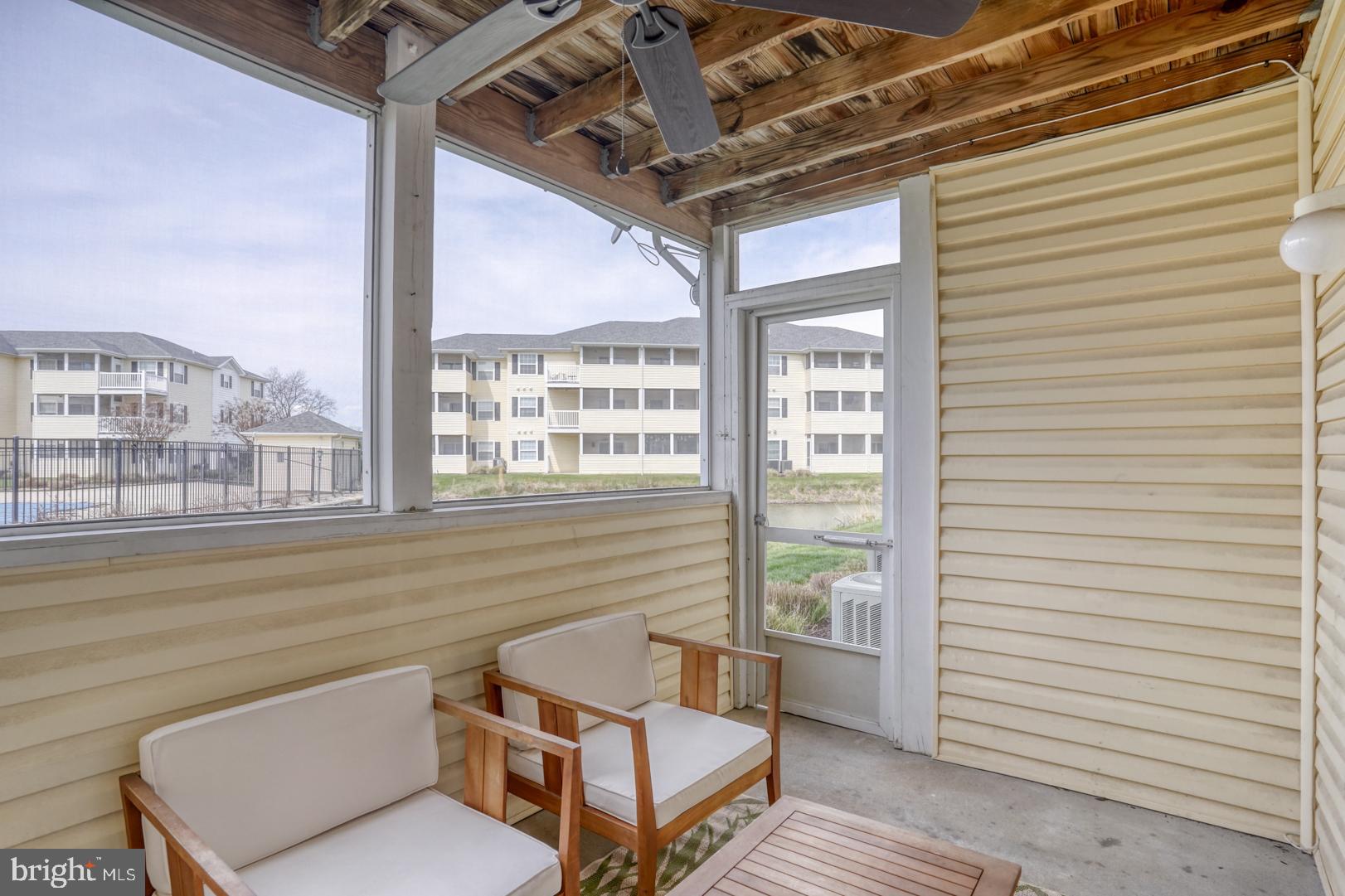 THE PALMS - Residential