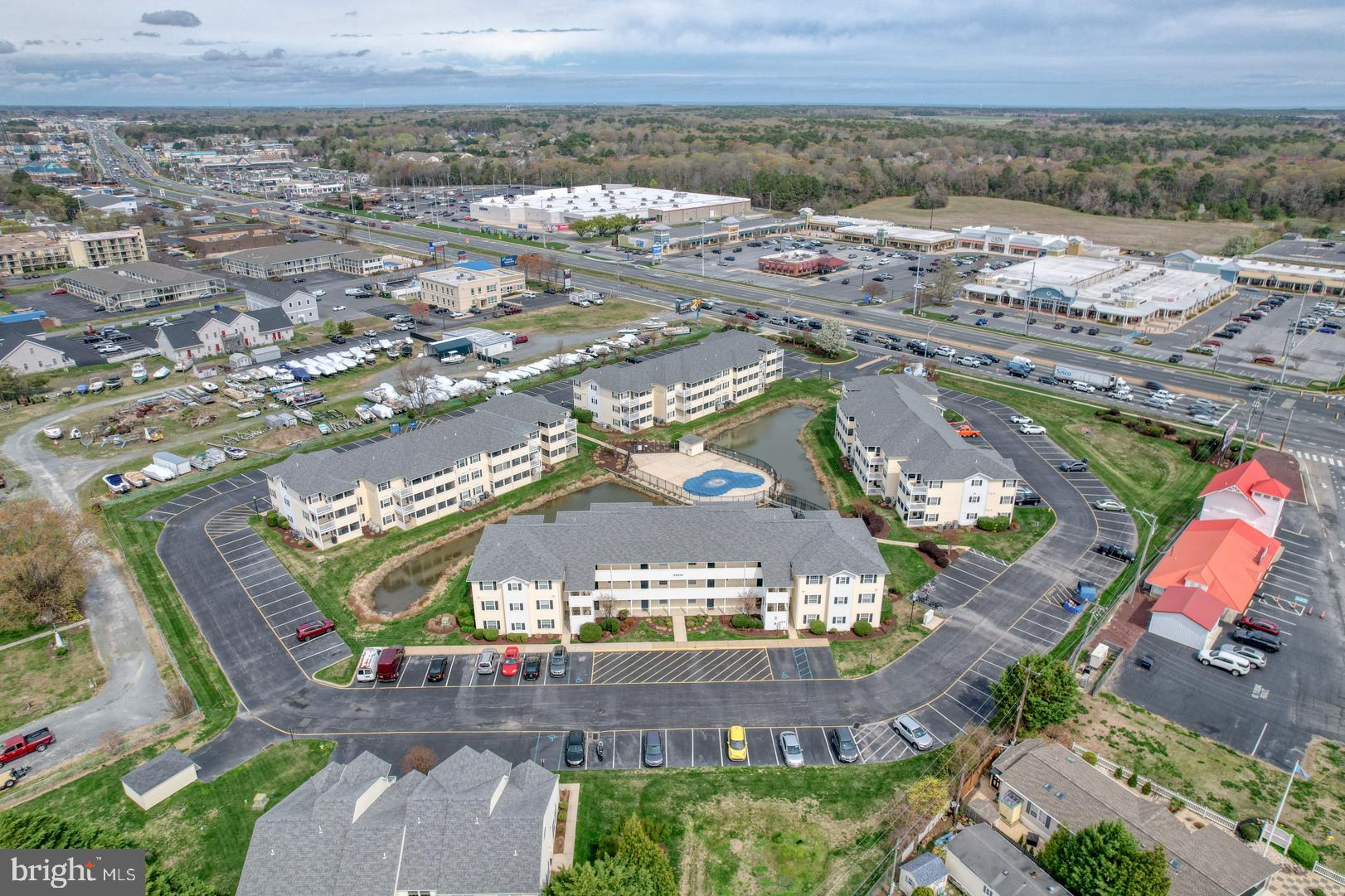 THE PALMS - Residential