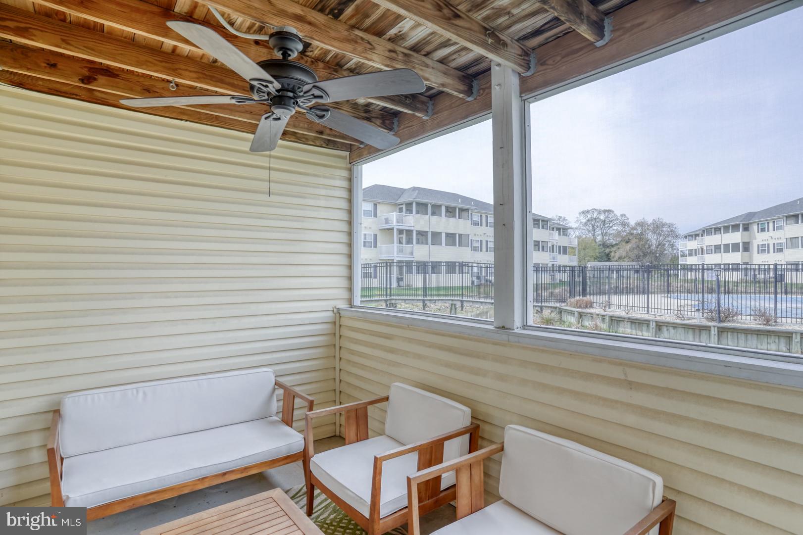 THE PALMS - Residential