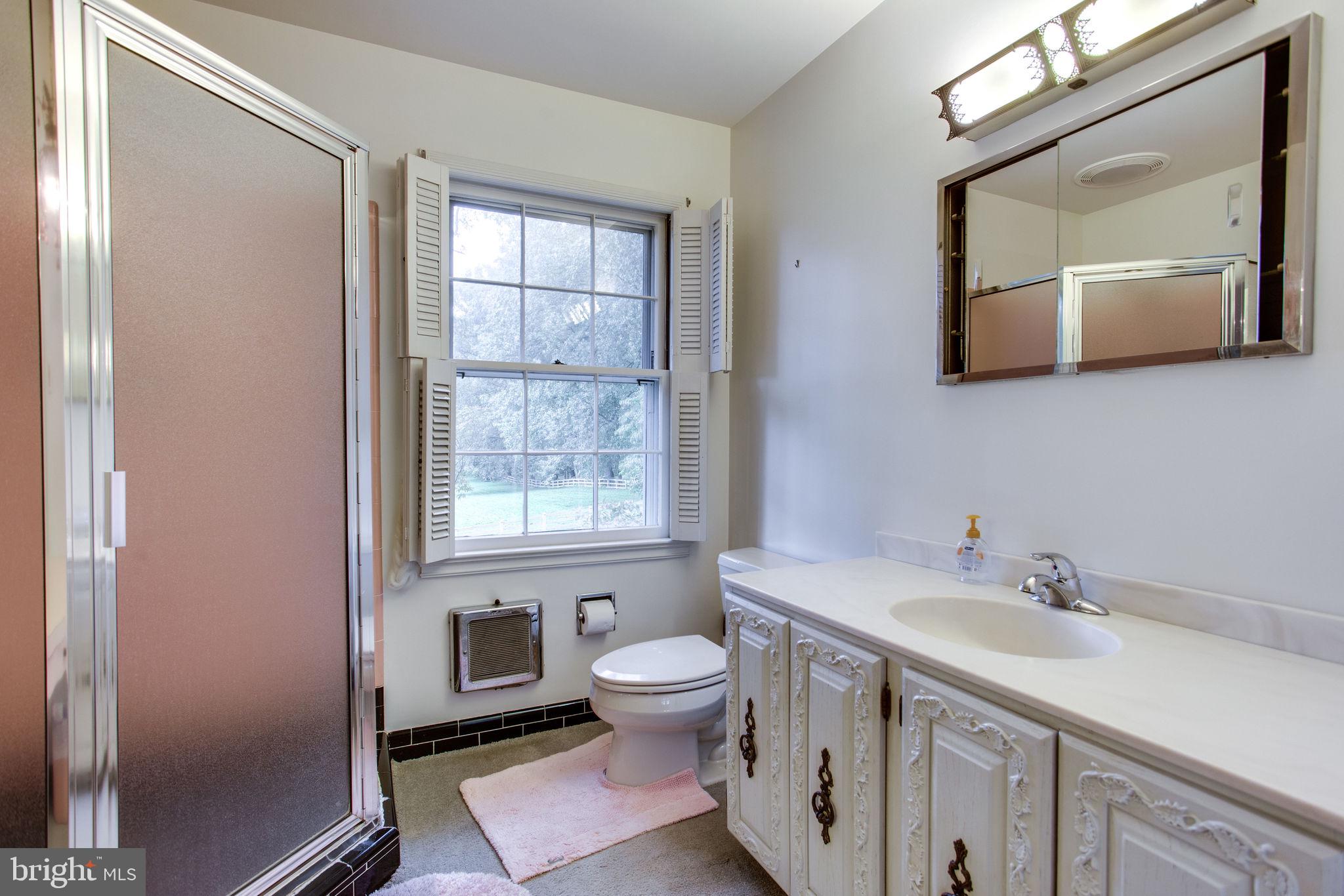 POTOMAC OUTSIDE - Residential