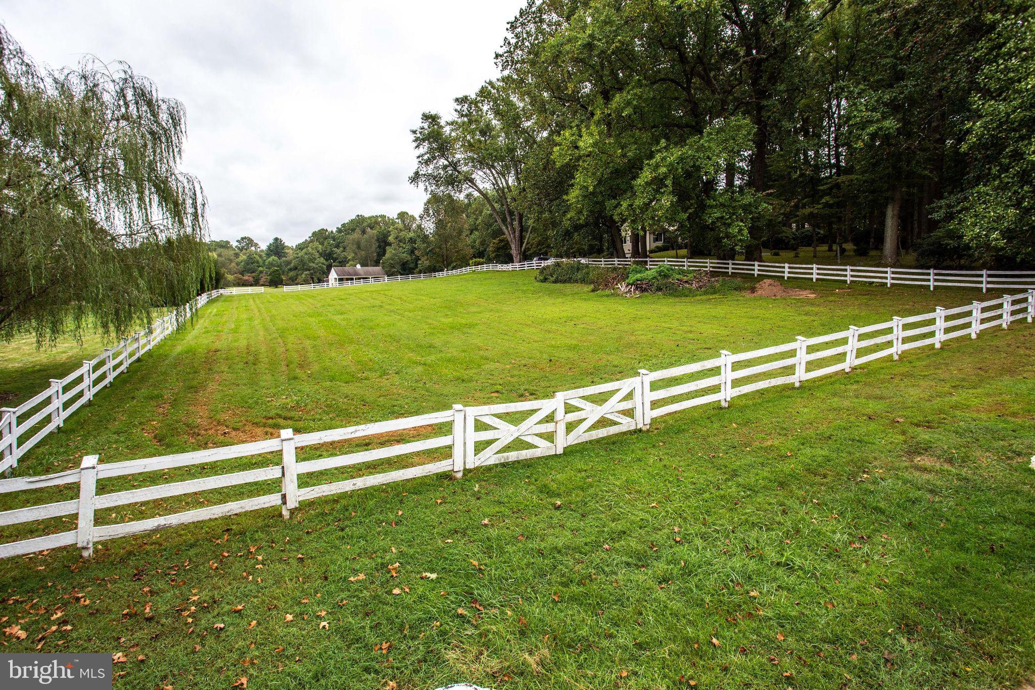 POTOMAC OUTSIDE - Residential