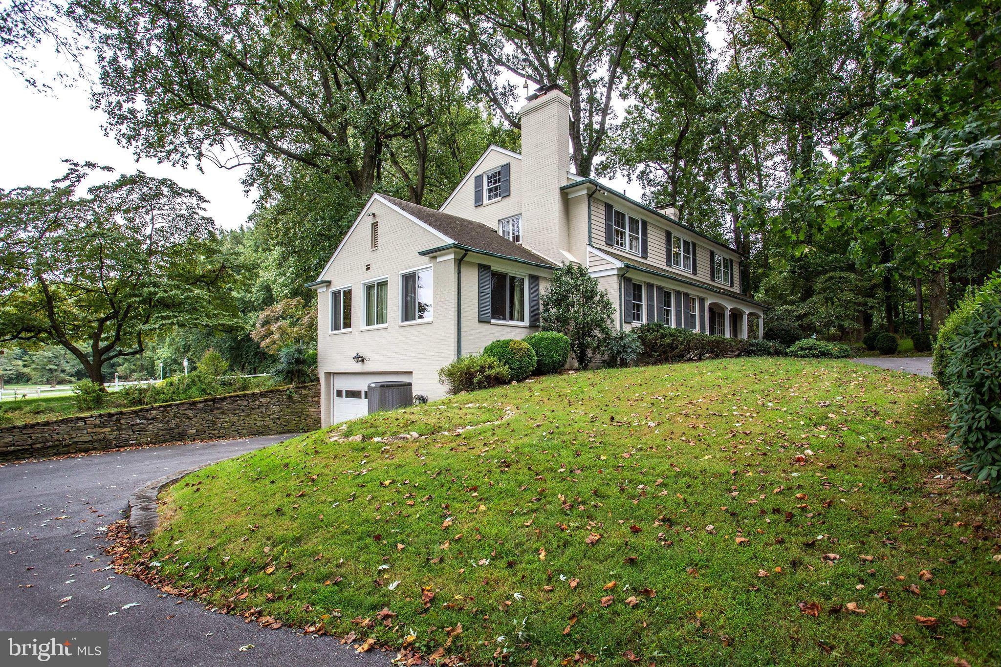 POTOMAC OUTSIDE - Residential