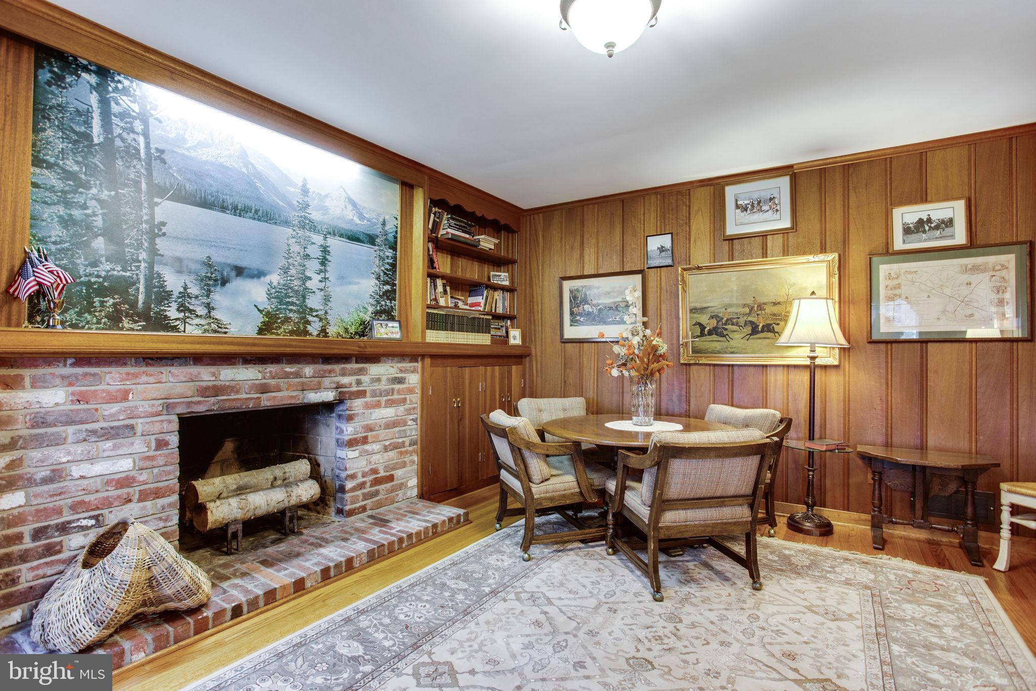 POTOMAC OUTSIDE - Residential