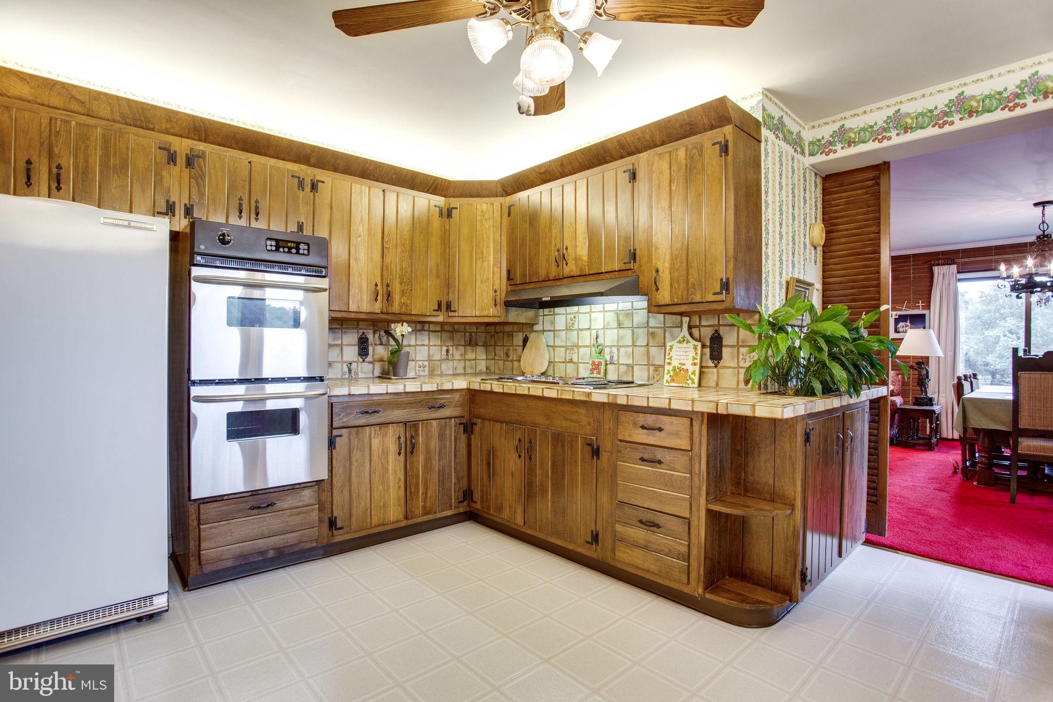 POTOMAC OUTSIDE - Residential