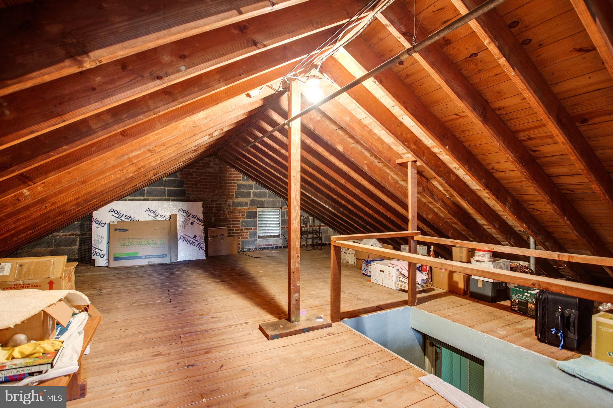 POTOMAC OUTSIDE - Residential