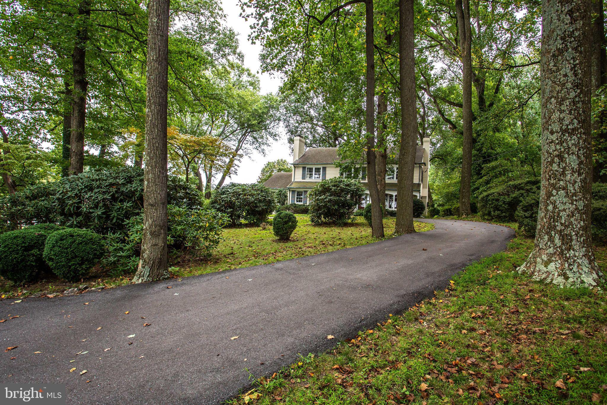 POTOMAC OUTSIDE - Residential