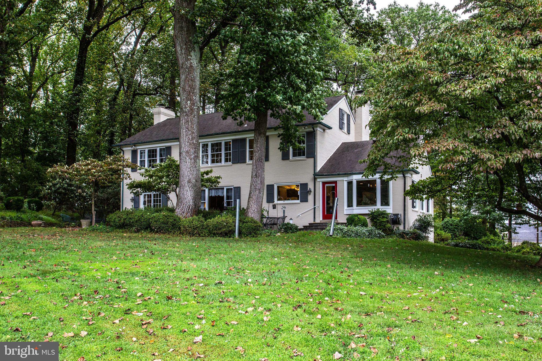 POTOMAC OUTSIDE - Residential