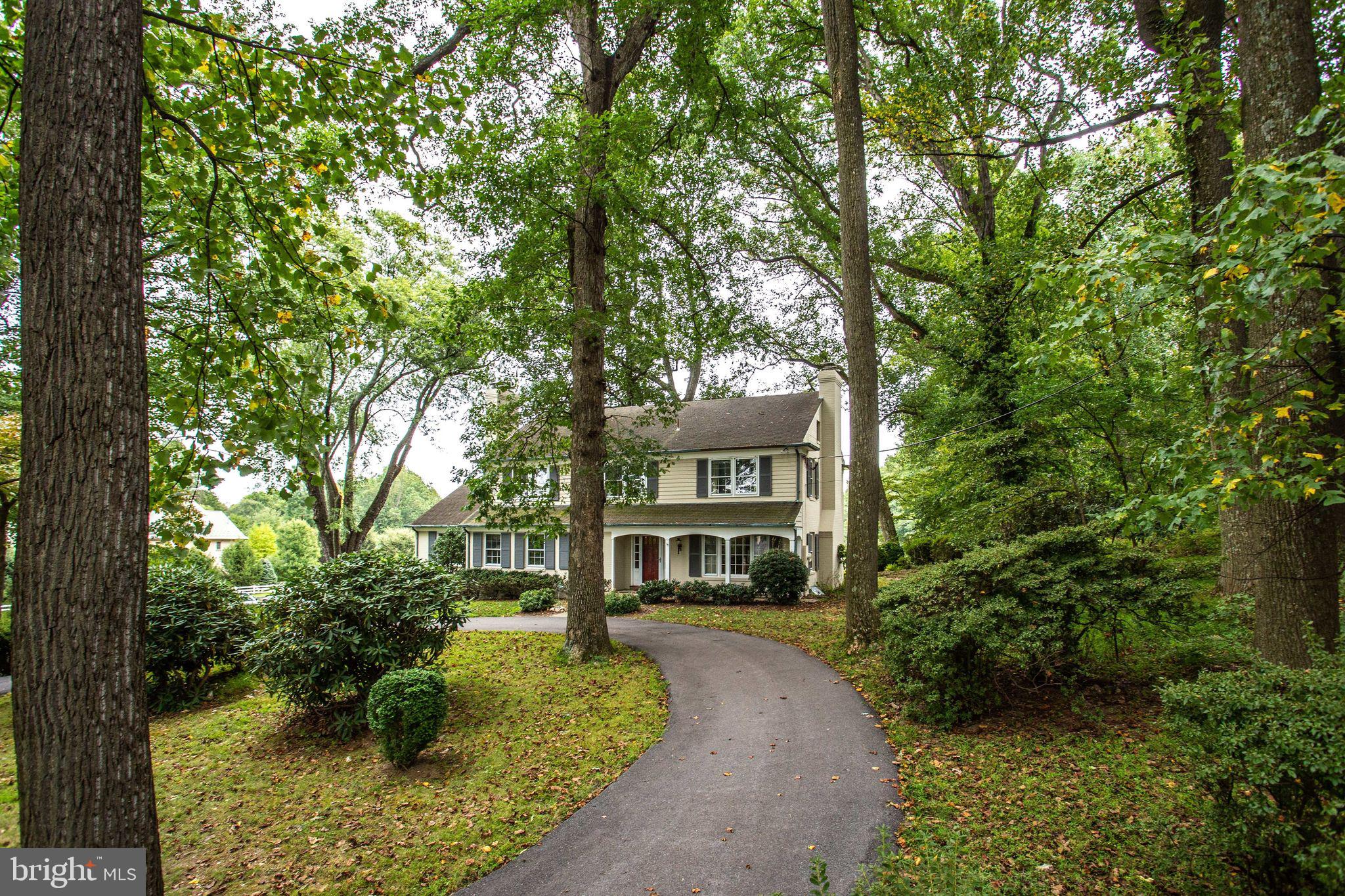 POTOMAC OUTSIDE - Residential