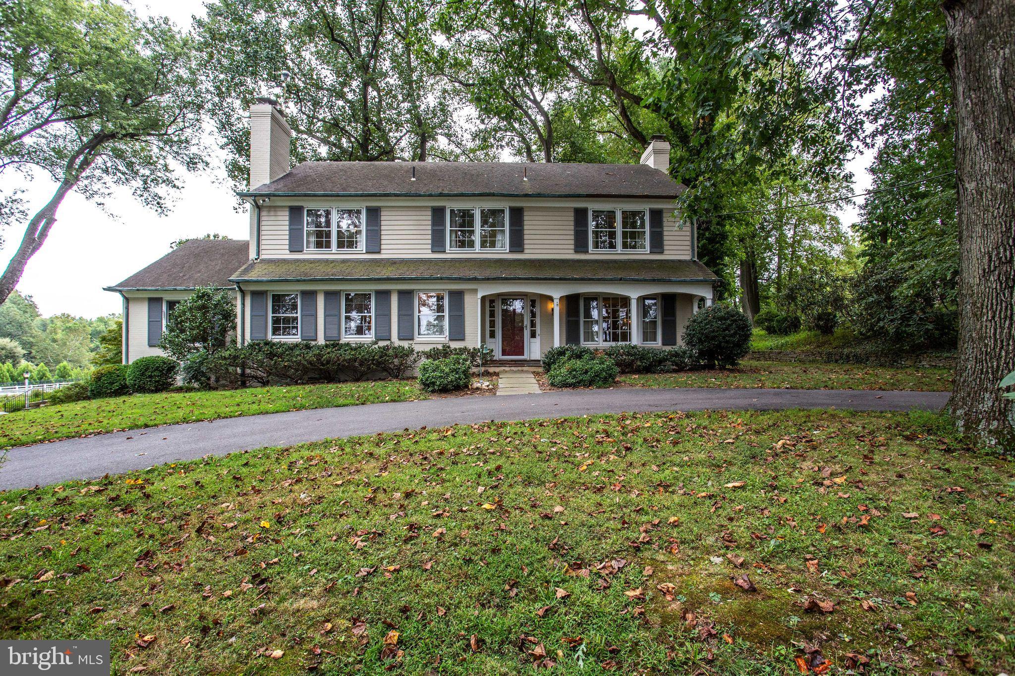 POTOMAC OUTSIDE - Residential