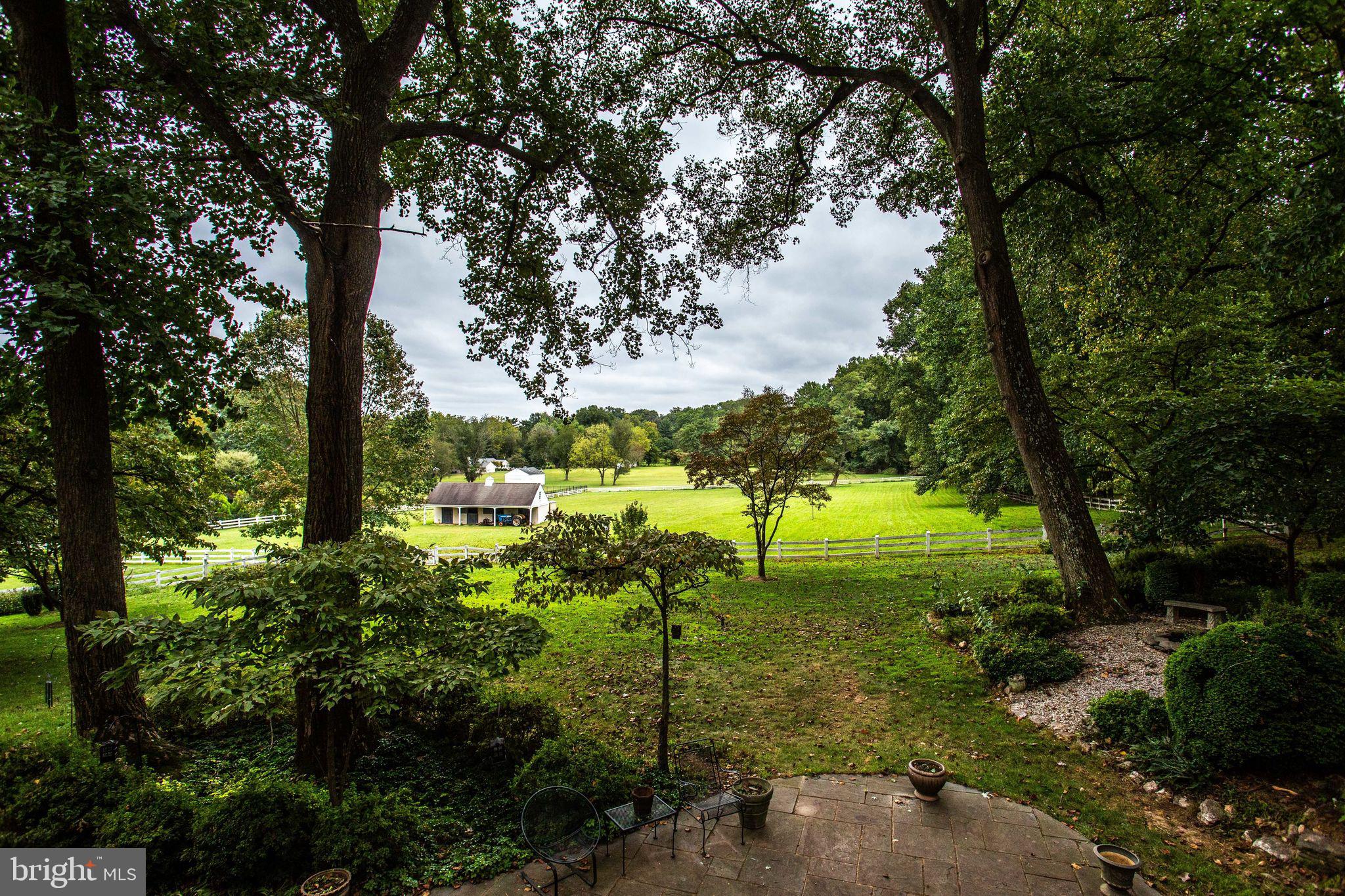 POTOMAC OUTSIDE - Residential