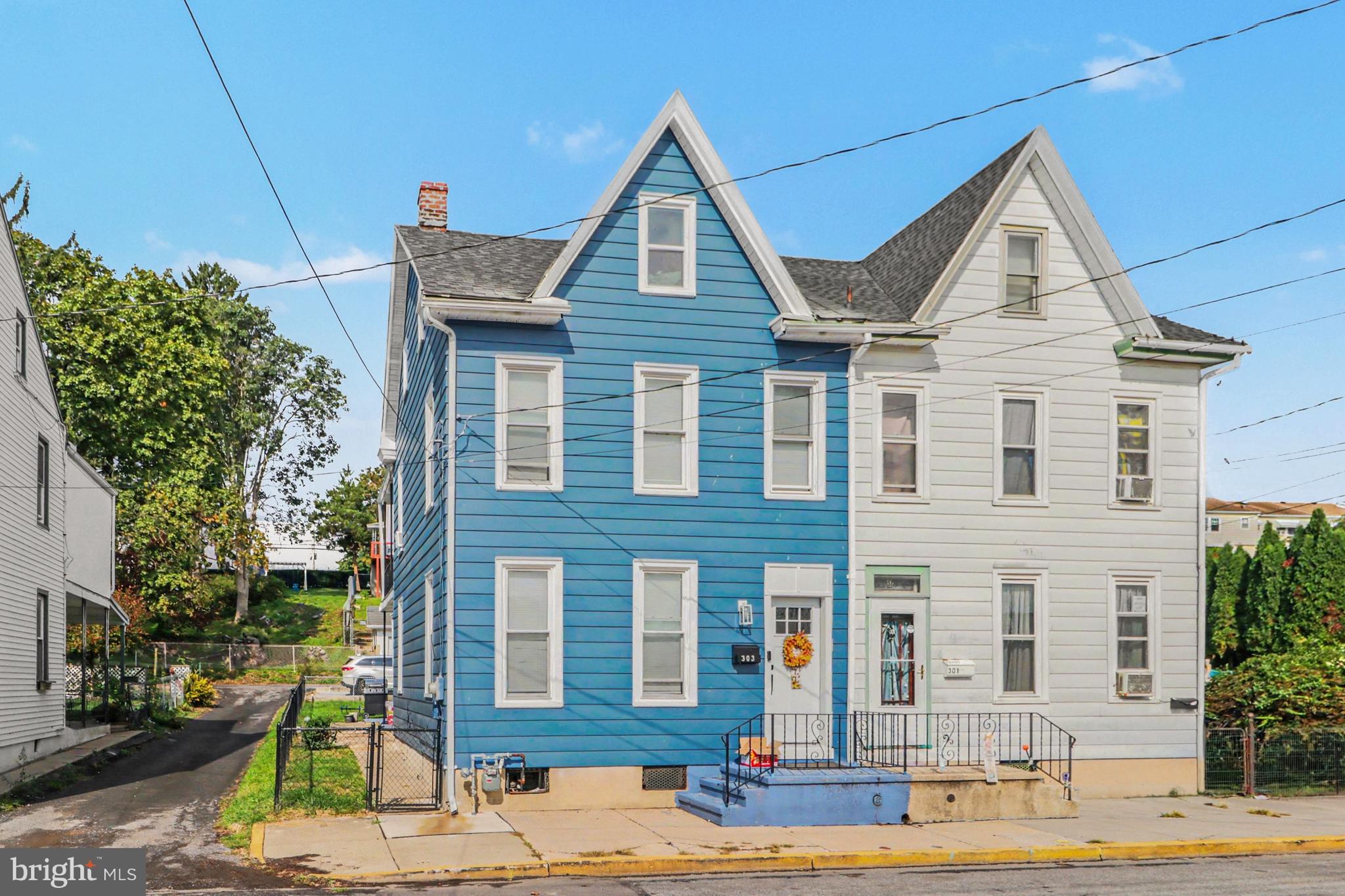 303 CANAL STREET