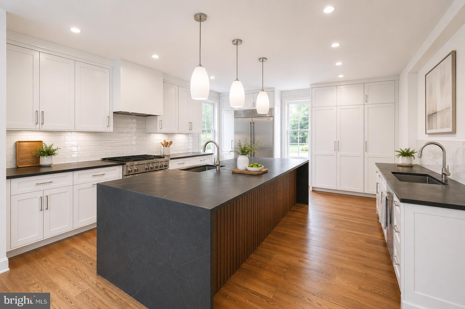 WHISTLING PINES - Residential