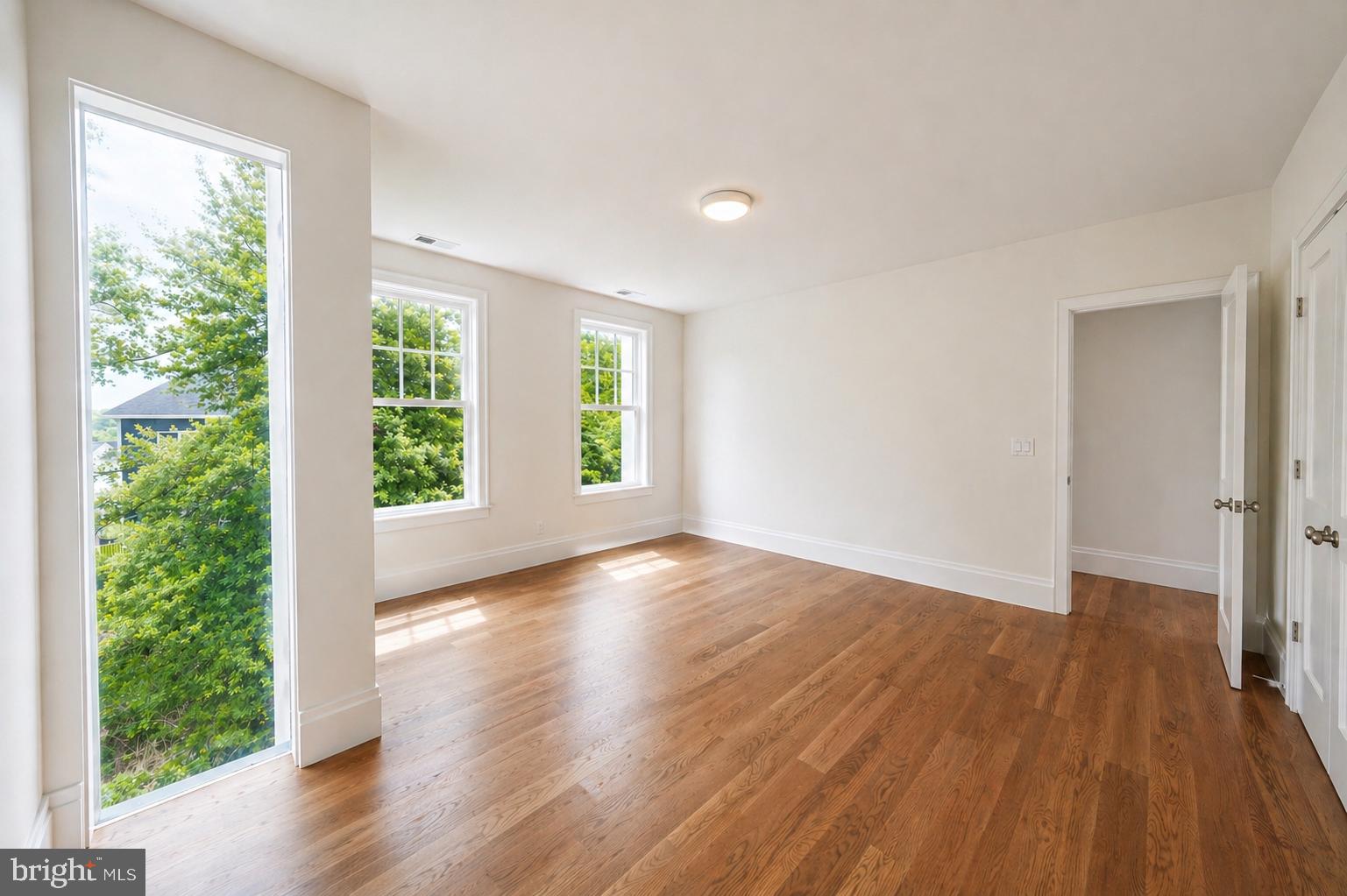 WHISTLING PINES - Residential