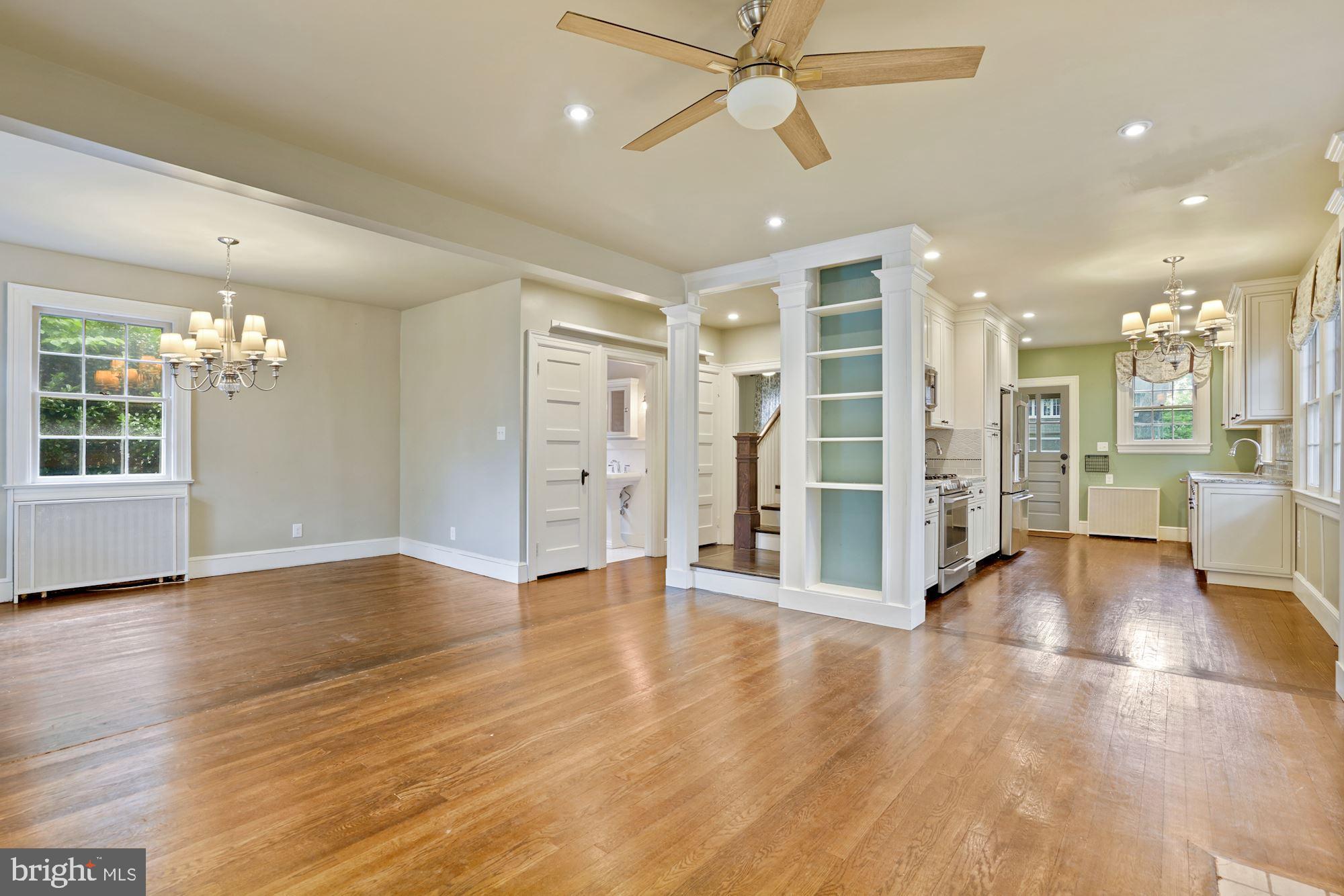 MAYWOOD - Residential