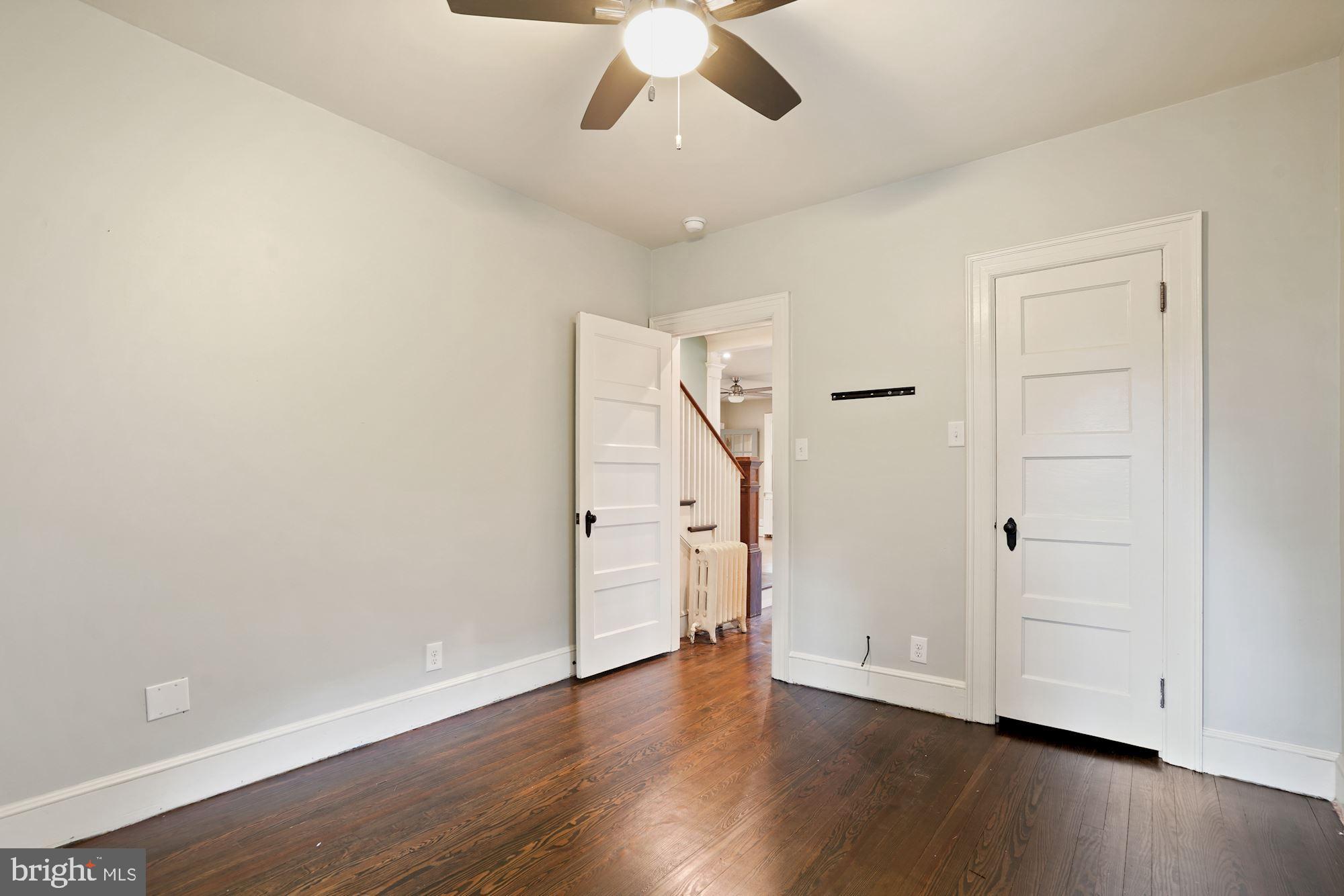 MAYWOOD - Residential