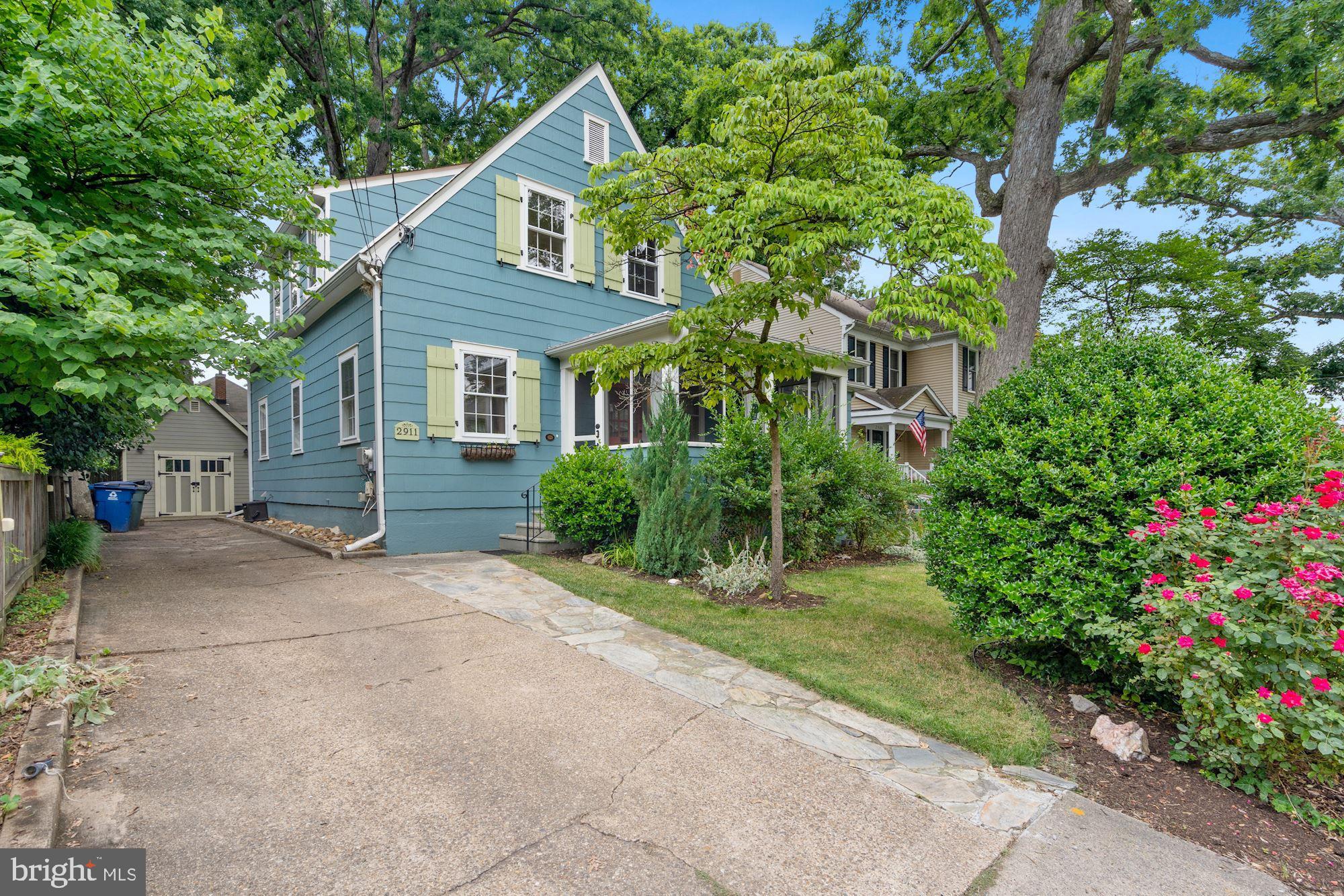 MAYWOOD - Residential