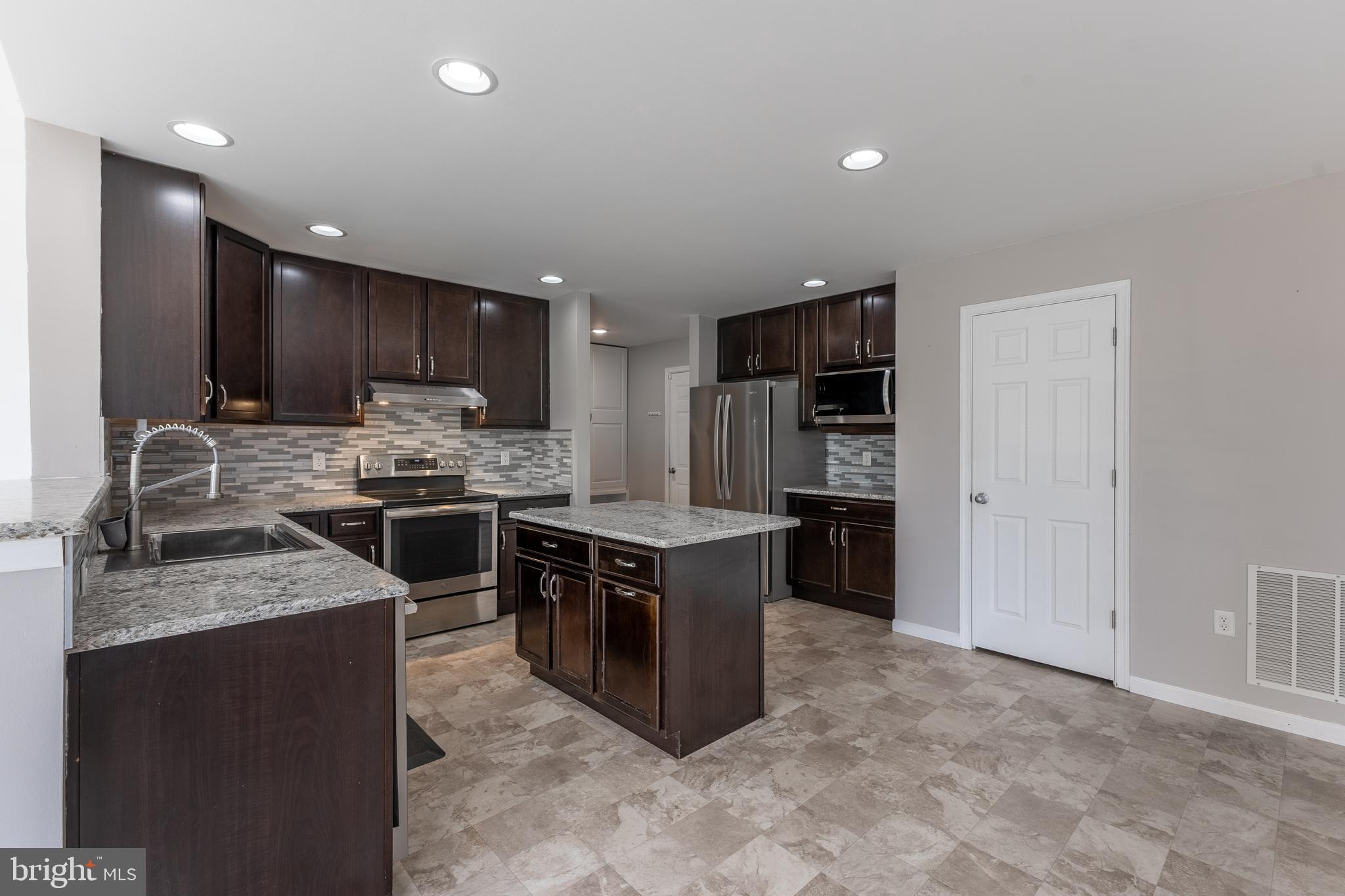 AMBERLEIGH - Residential