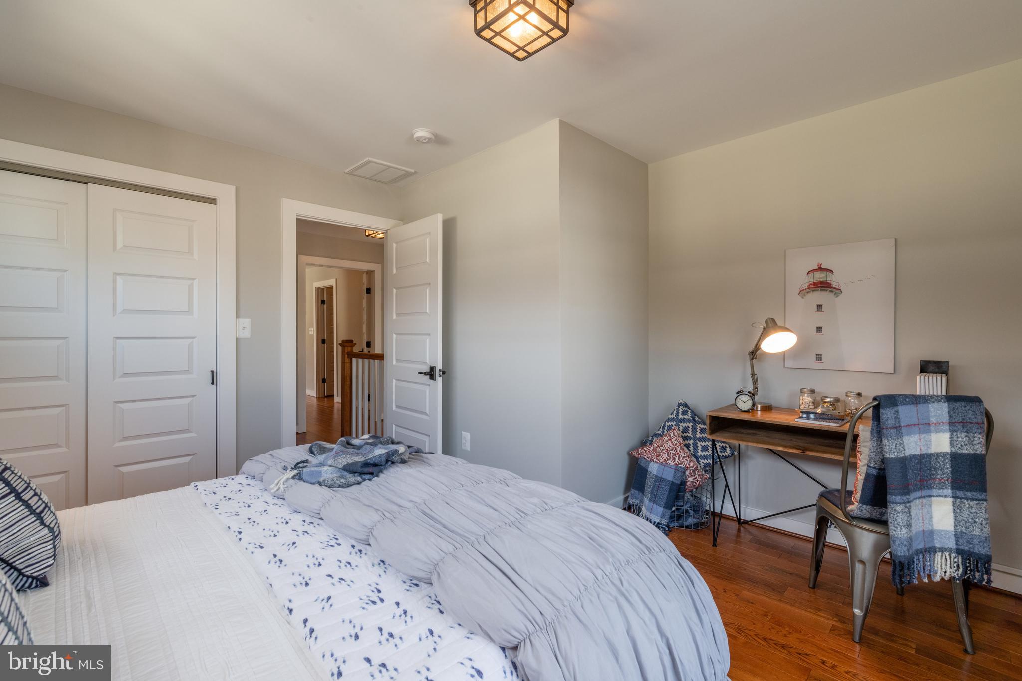 DEL RAY - Residential