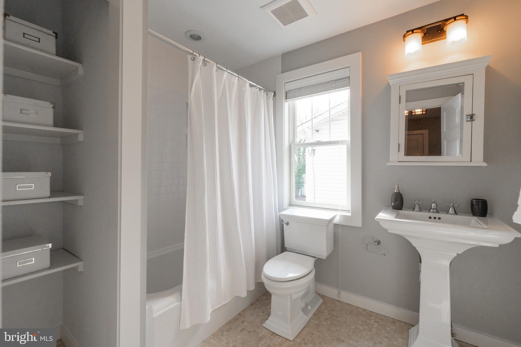 DEL RAY - Residential