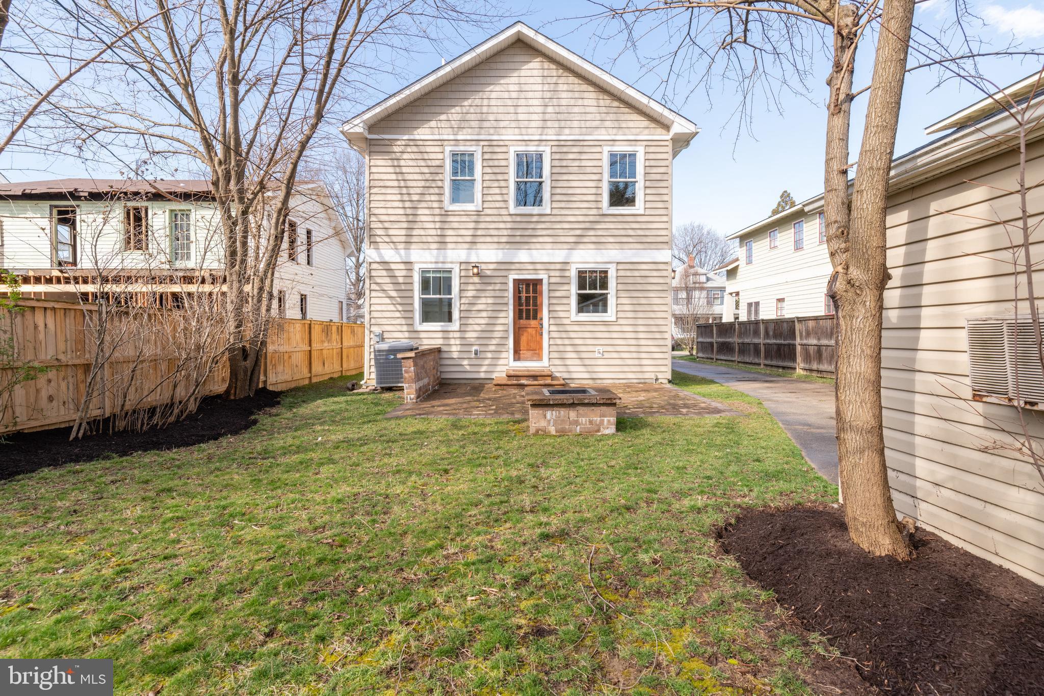 DEL RAY - Residential