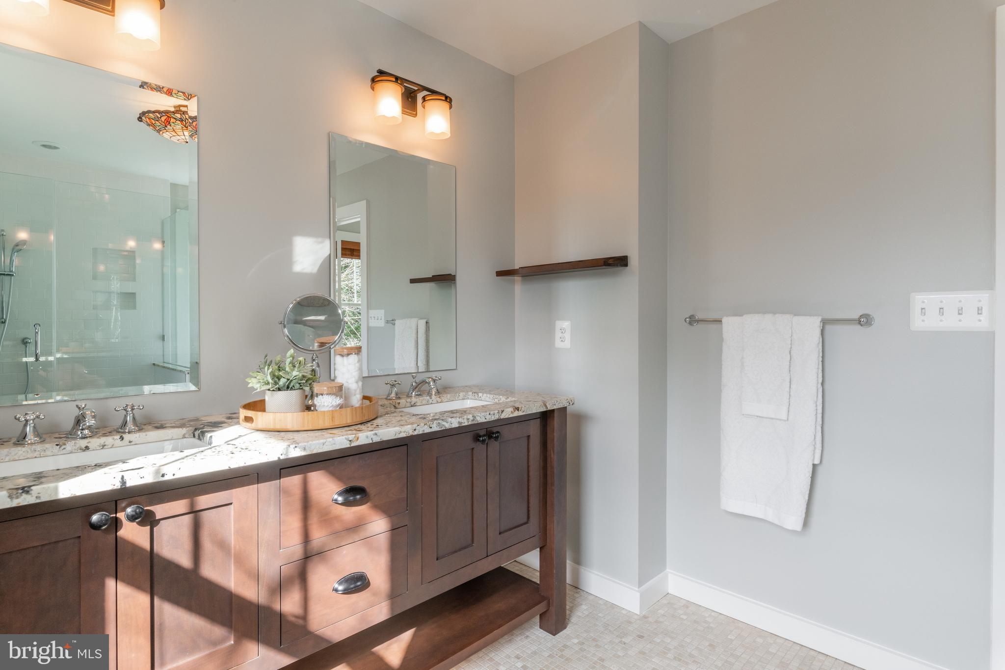 DEL RAY - Residential