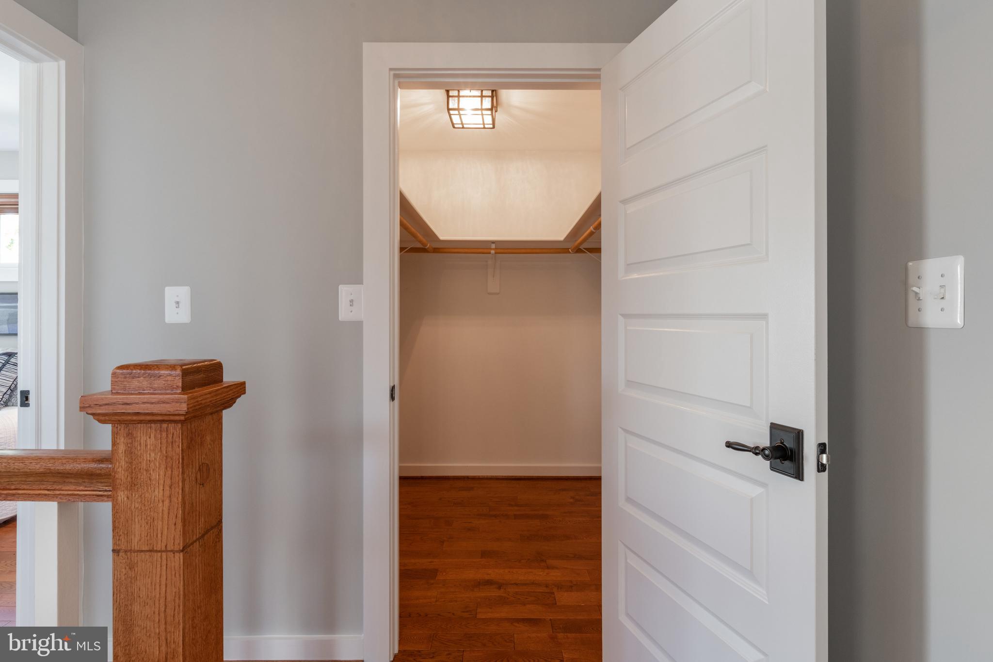 DEL RAY - Residential