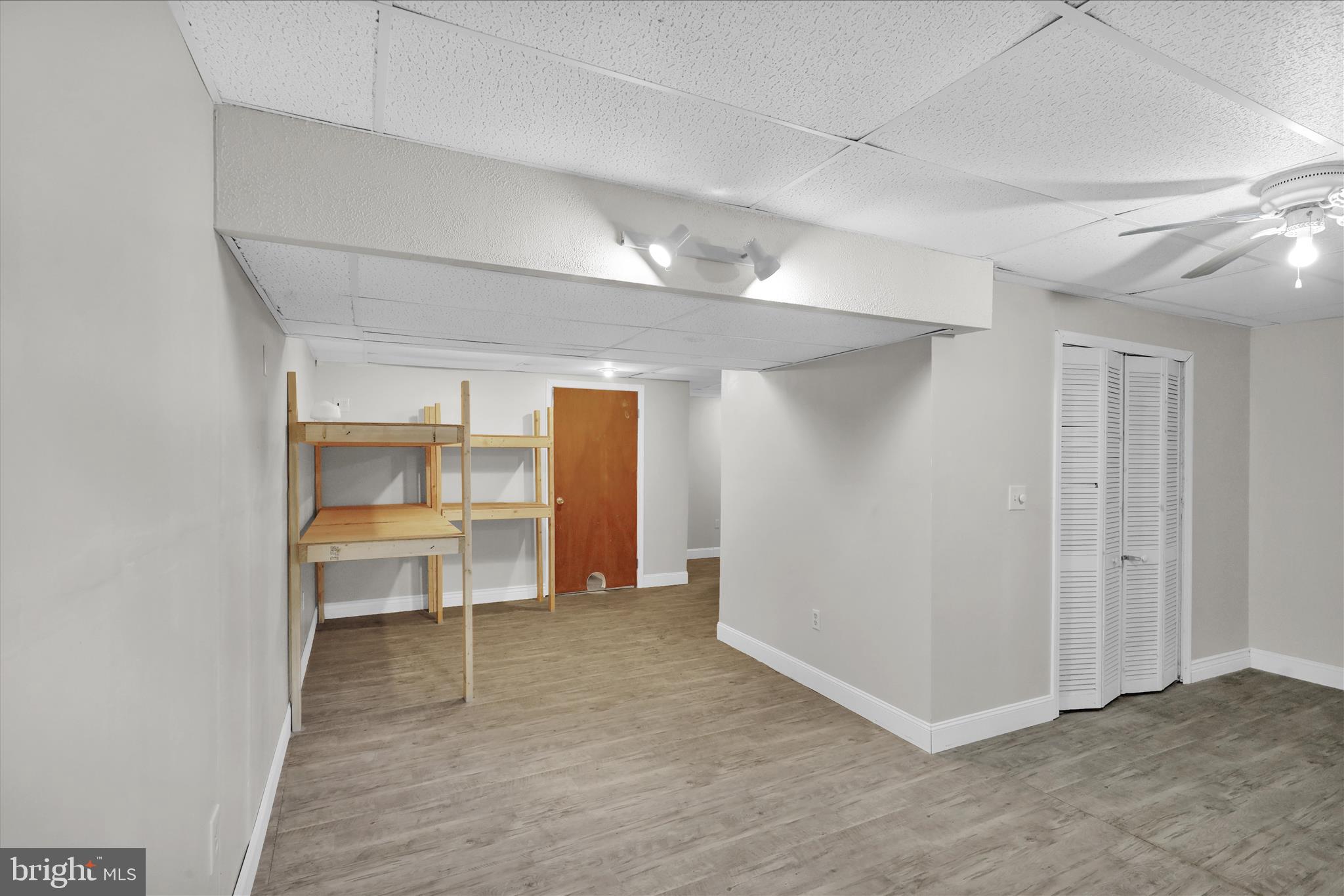 HAWK RIDGE - Residential