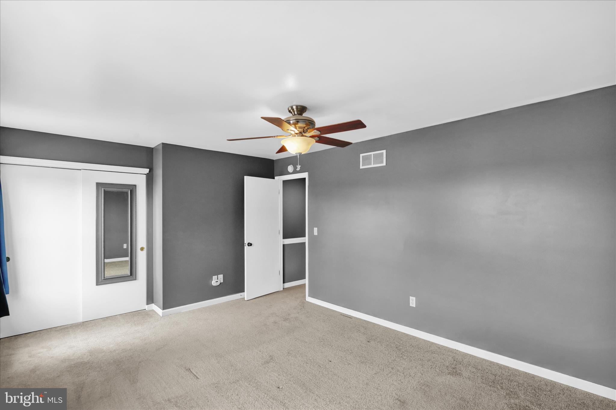 HAWK RIDGE - Residential