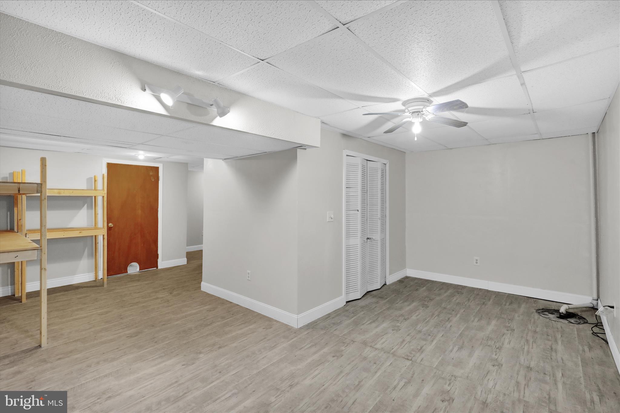 HAWK RIDGE - Residential