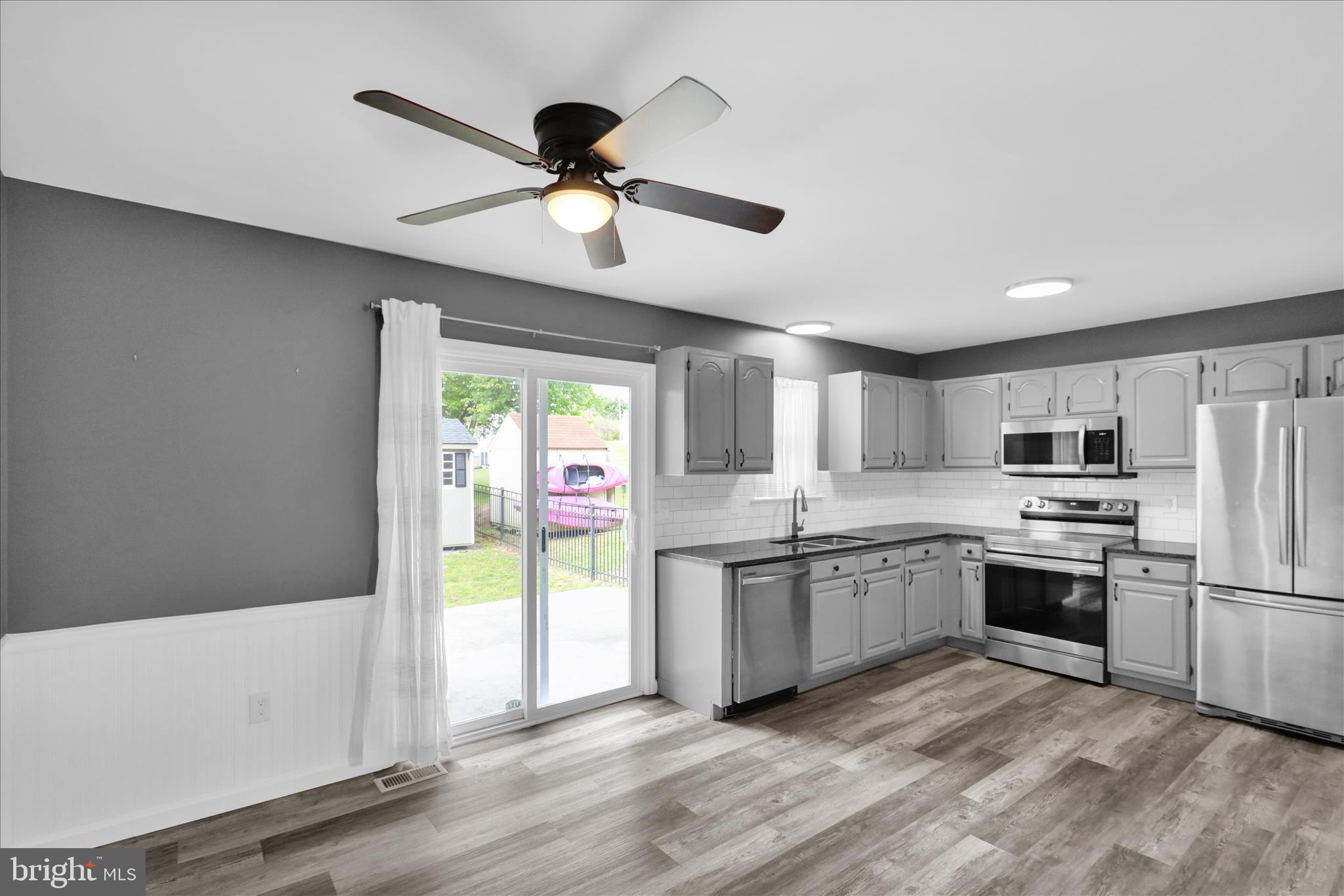 HAWK RIDGE - Residential