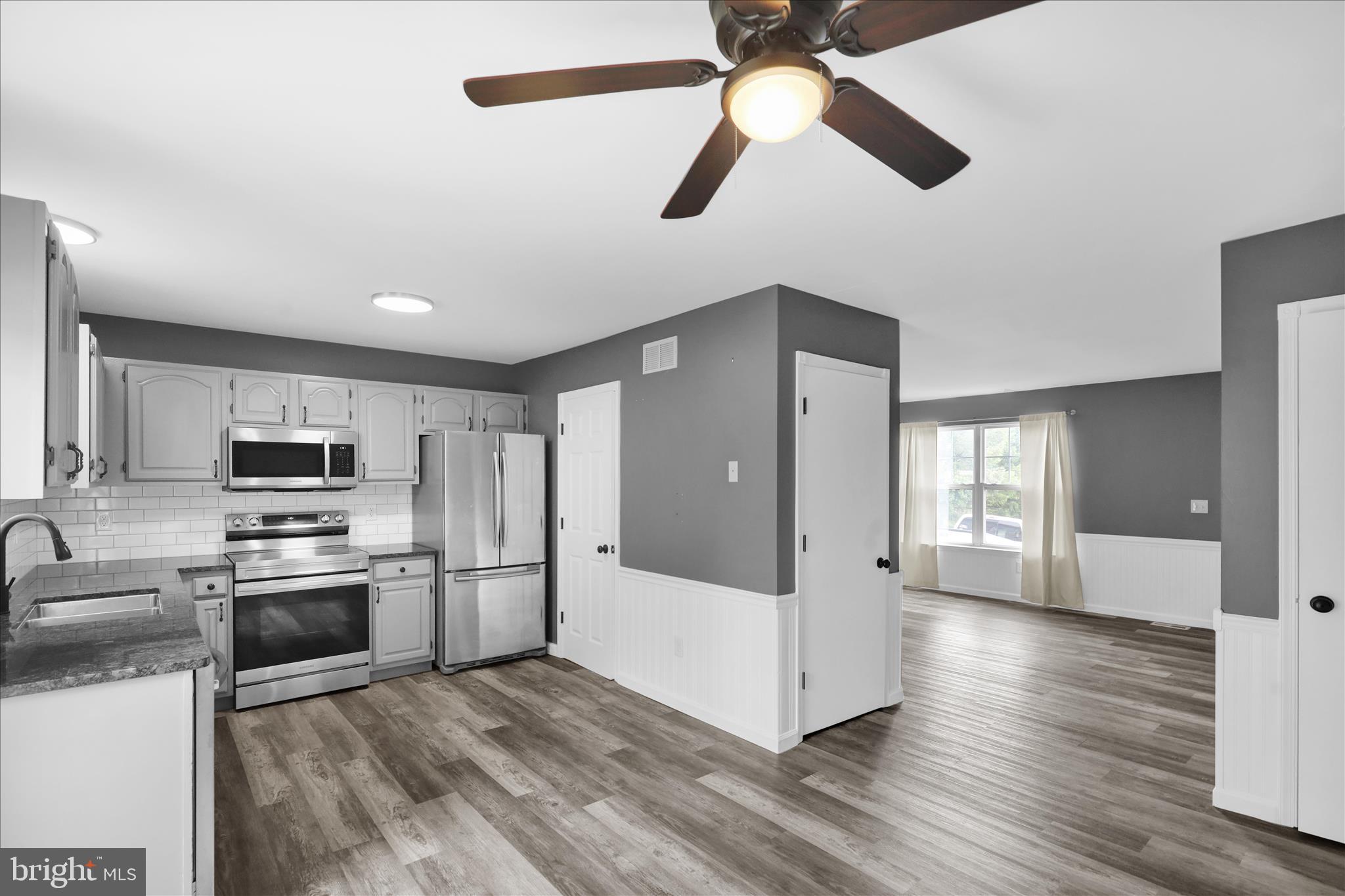HAWK RIDGE - Residential