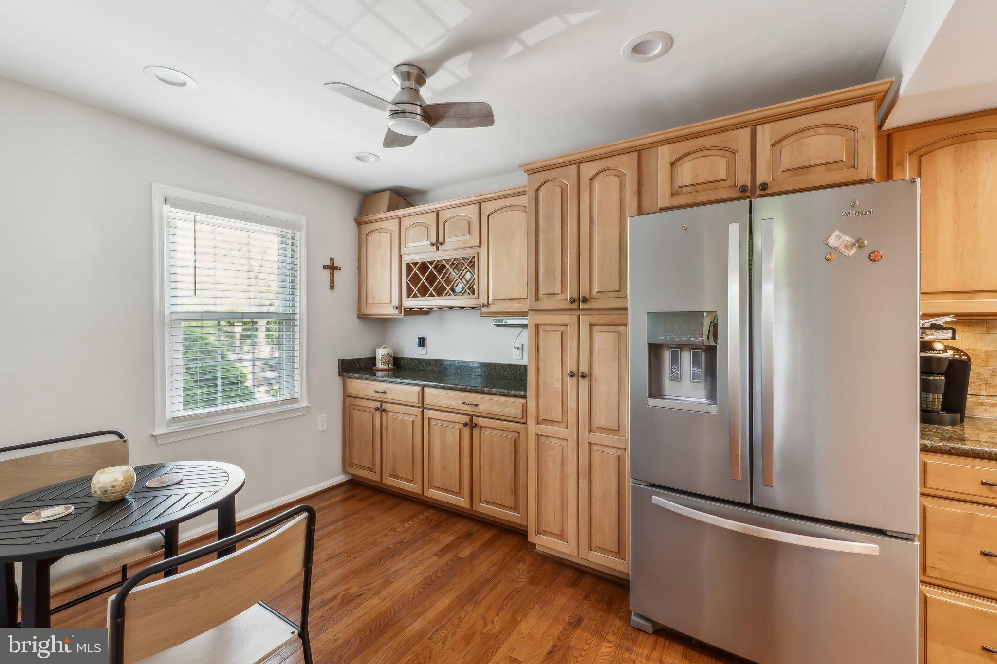 LAKE RIDGE - Residential