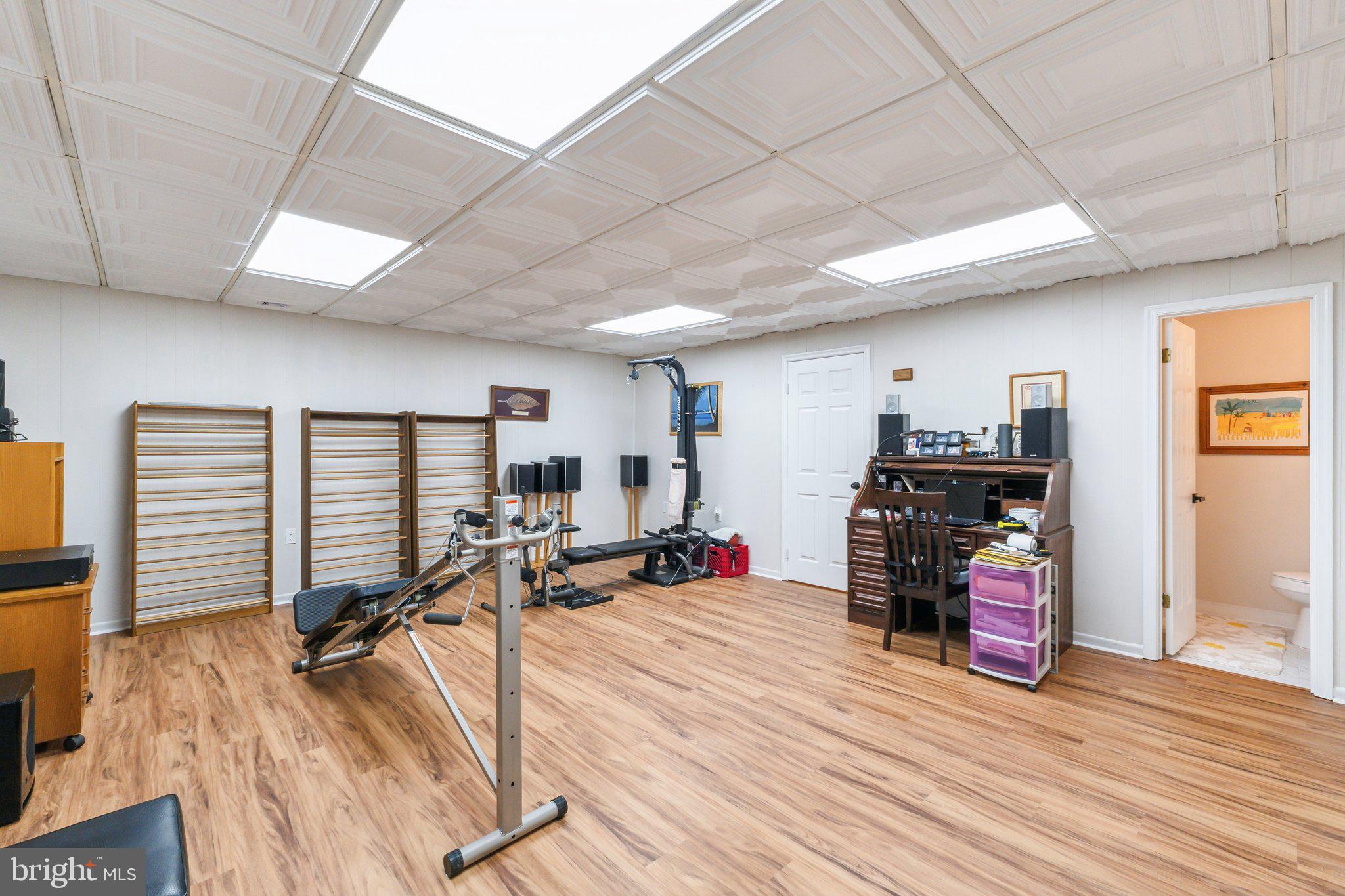 LAKE RIDGE - Residential