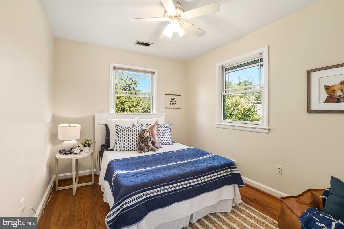 BURNT MILLS MANOR - Residential