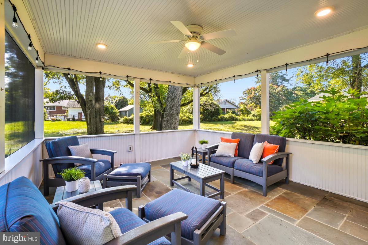 BURNT MILLS MANOR - Residential