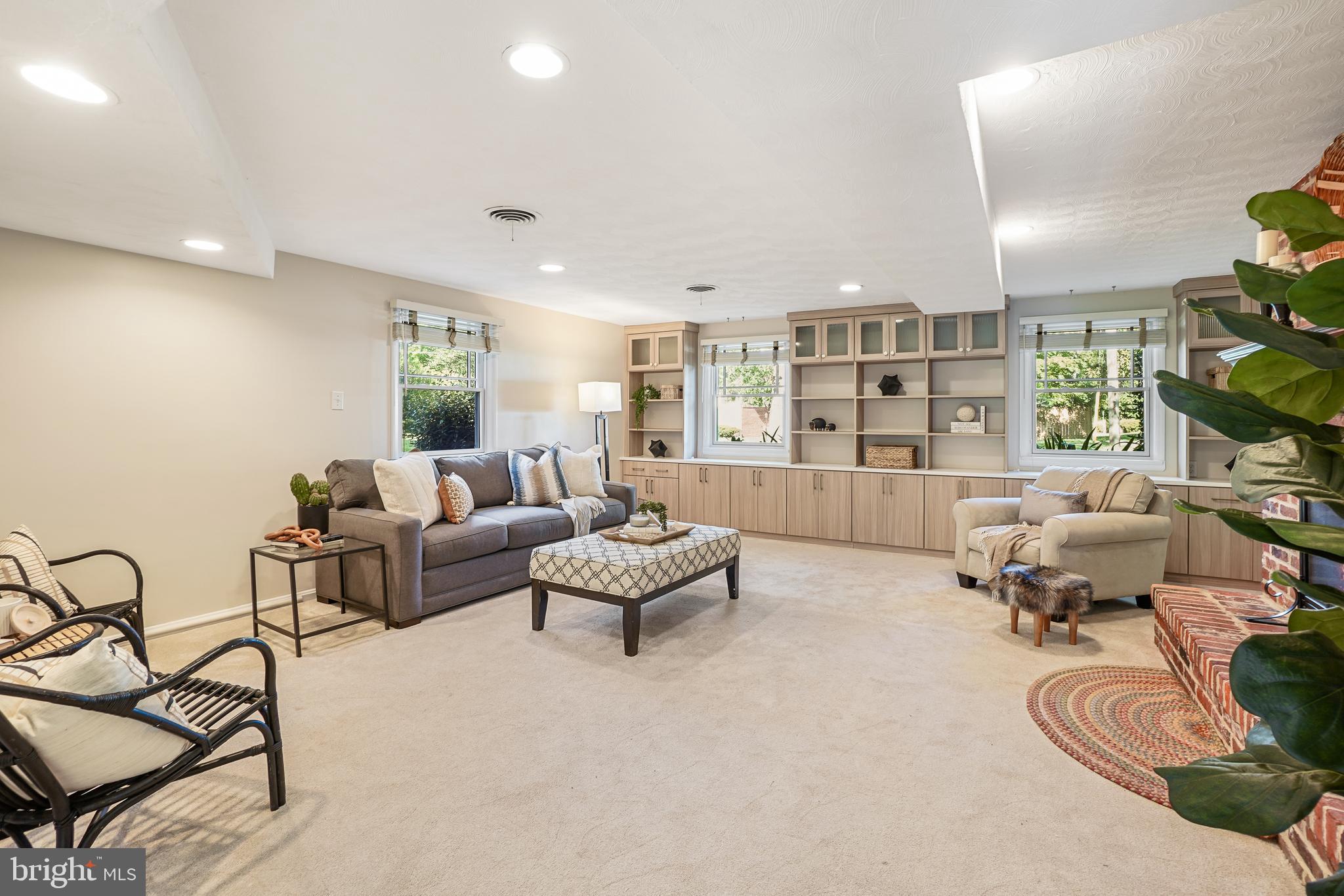 BURNT MILLS MANOR - Residential