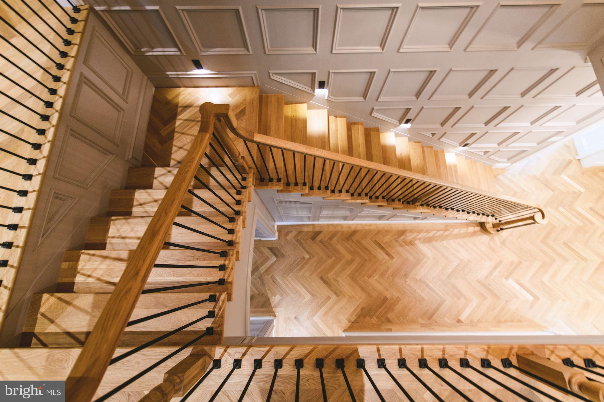 RIVER OAKS - Residential