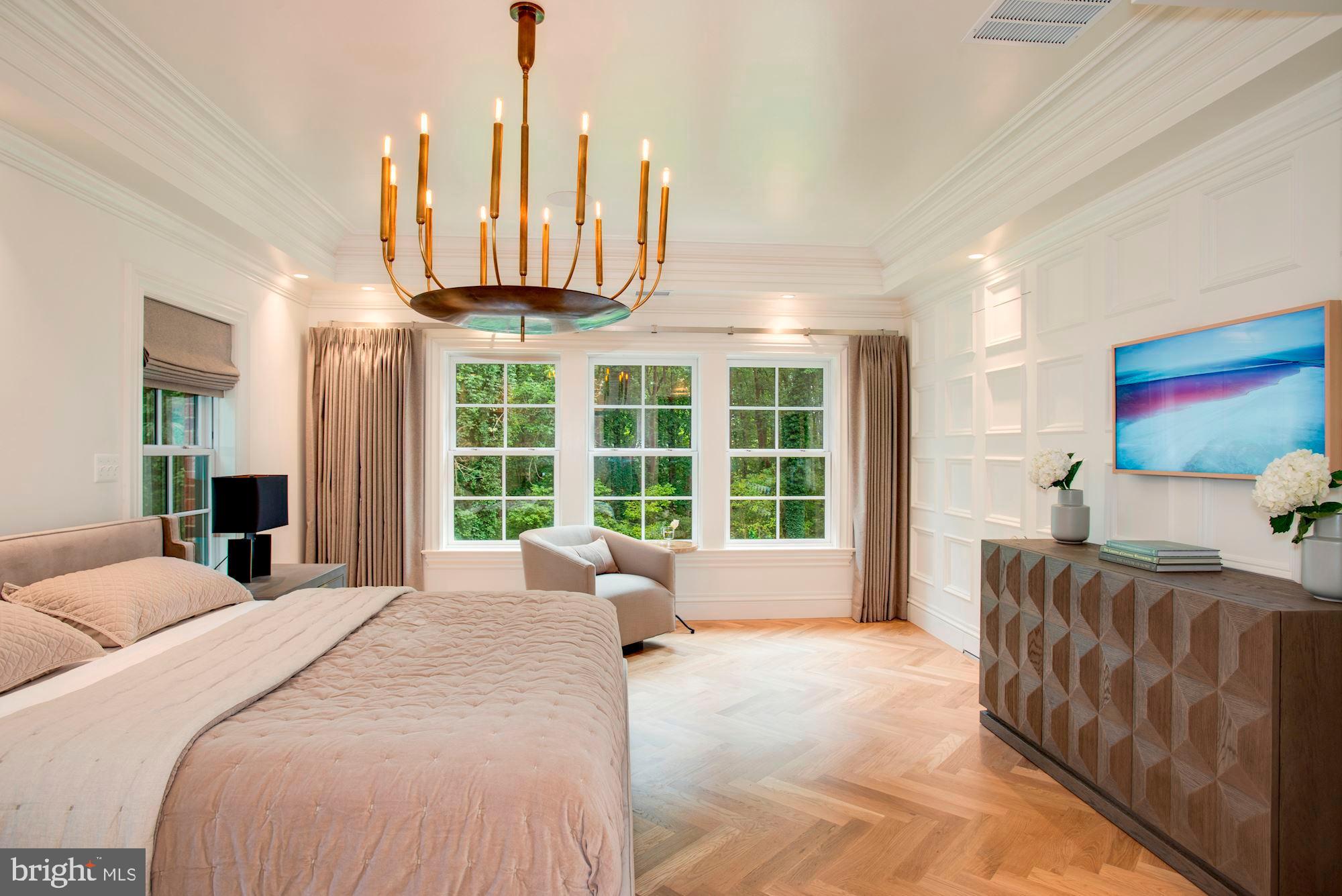 RIVER OAKS - Residential