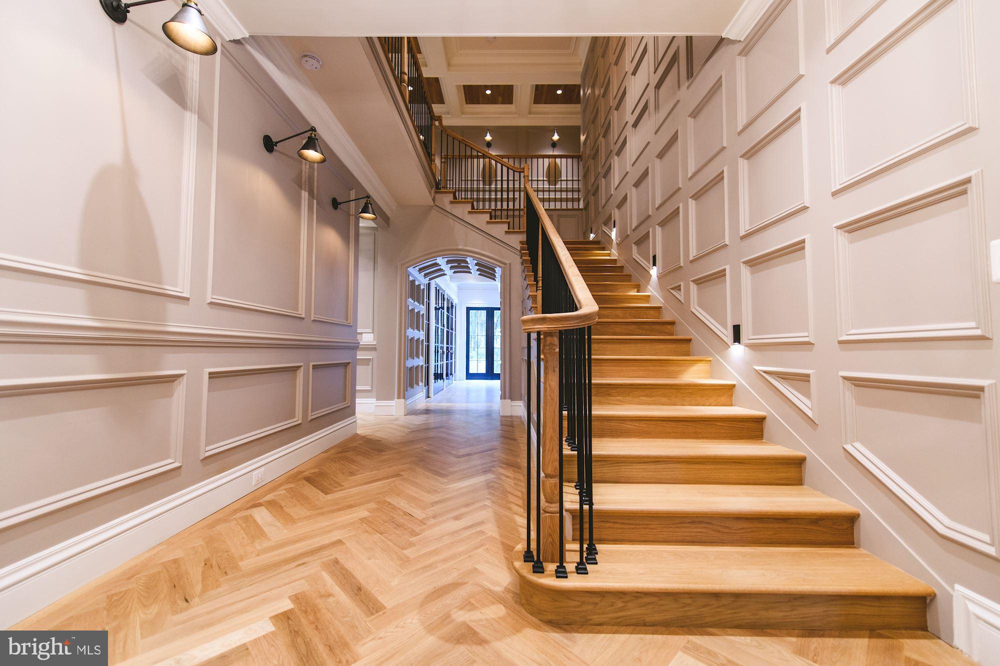 RIVER OAKS - Residential