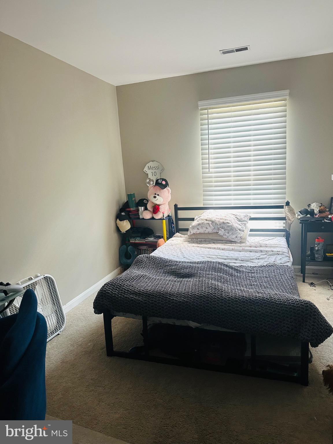 HAMPTON OAKS - Residential