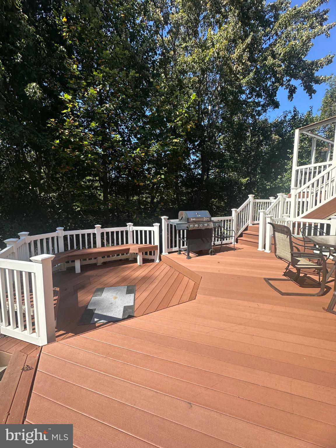 HAMPTON OAKS - Residential