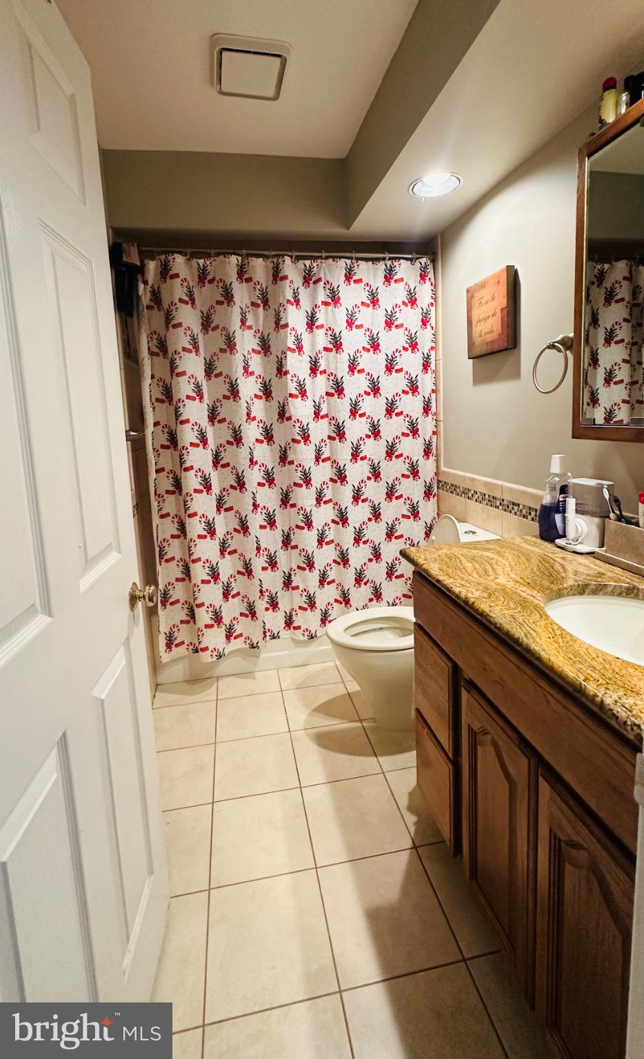 HAMPTON OAKS - Residential