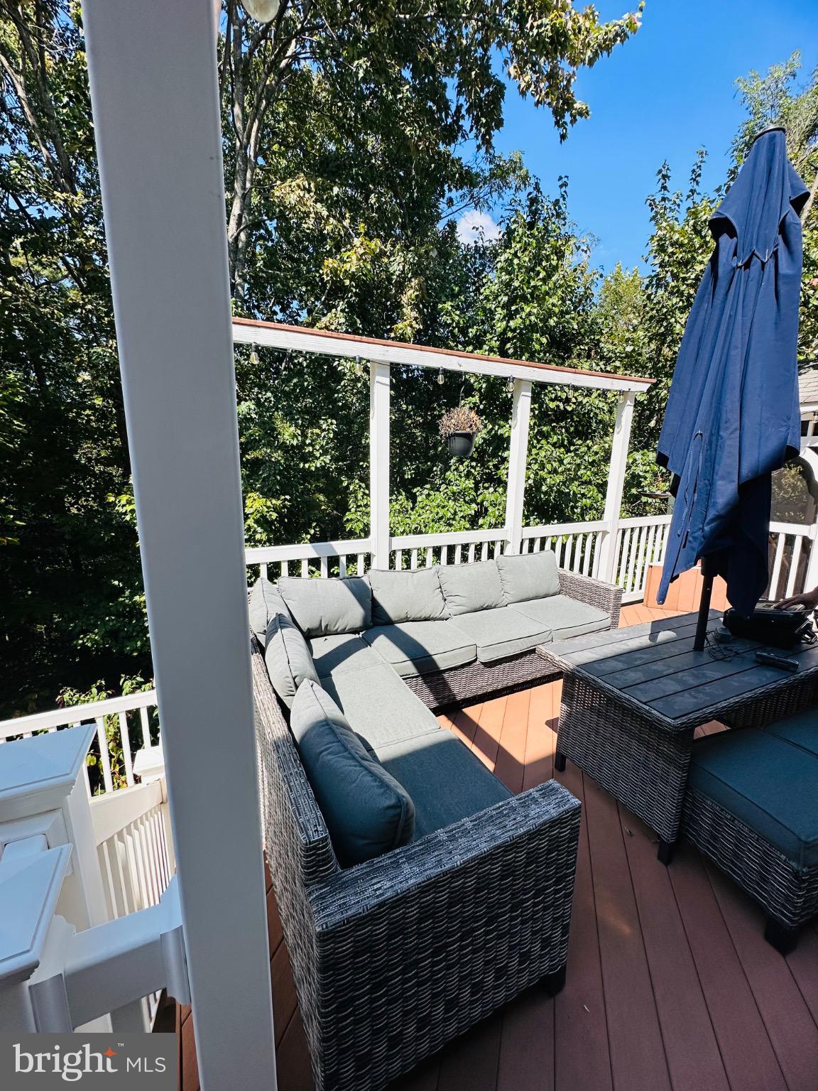 HAMPTON OAKS - Residential