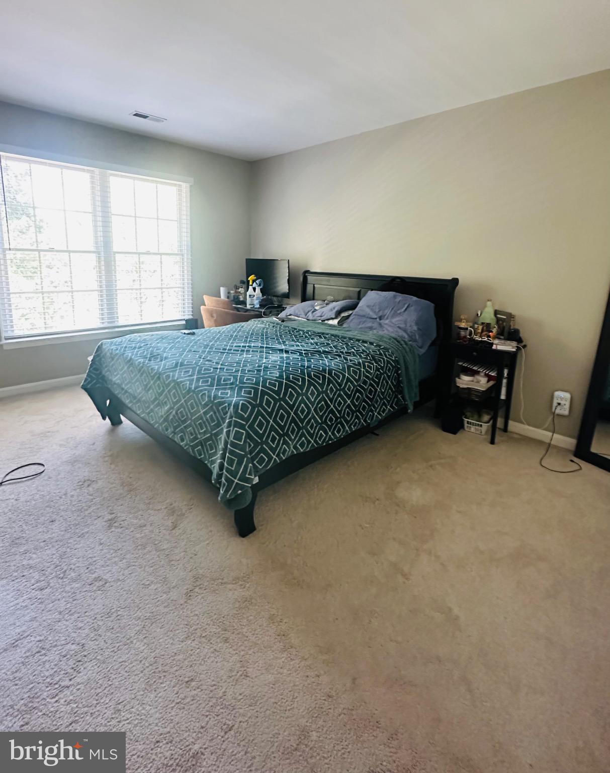 HAMPTON OAKS - Residential