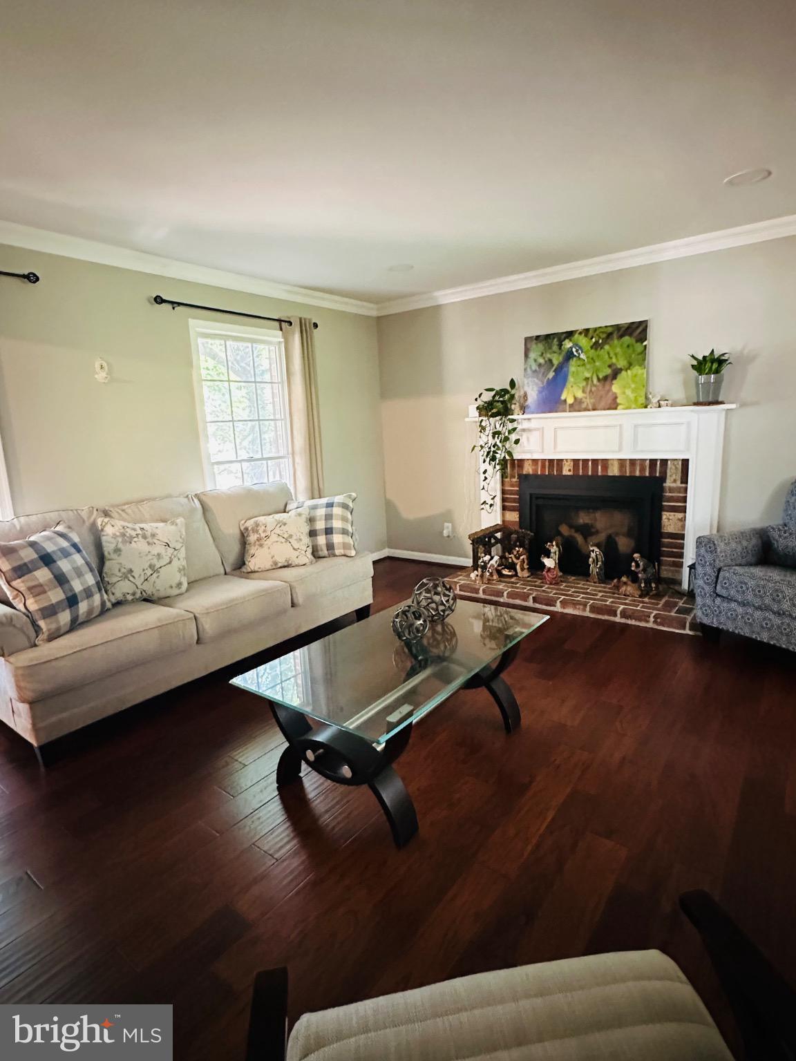 HAMPTON OAKS - Residential