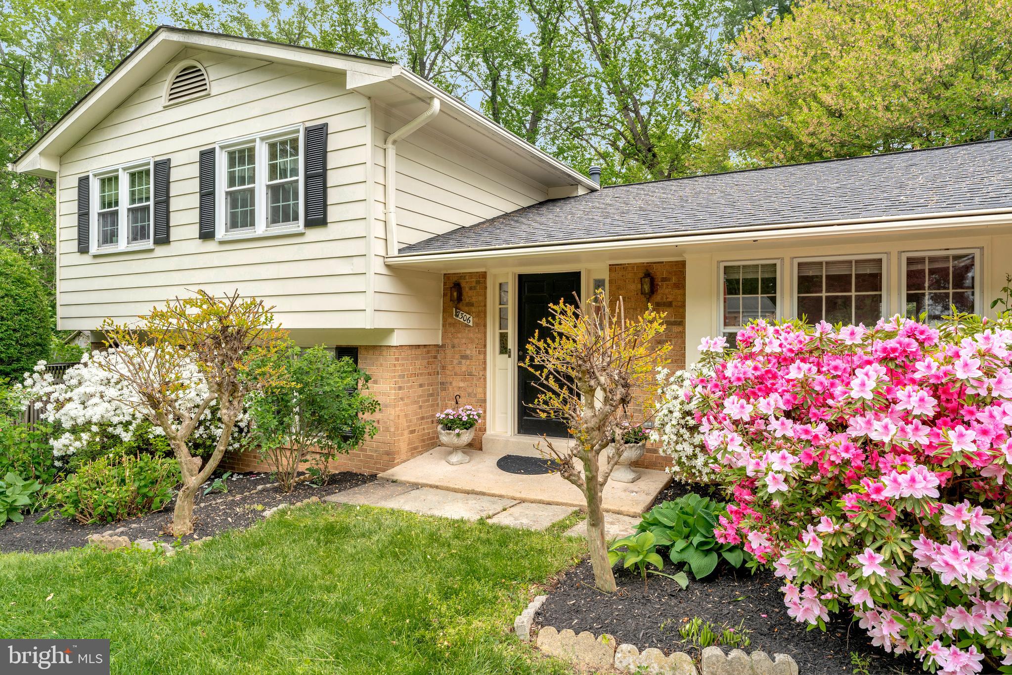 7306 IDYLWOOD COURT