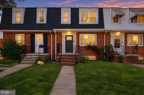 Townhouse For Sale - 6142 Radecke Avenue<br/> Baltimore County, BALTIMORE, MD 21206